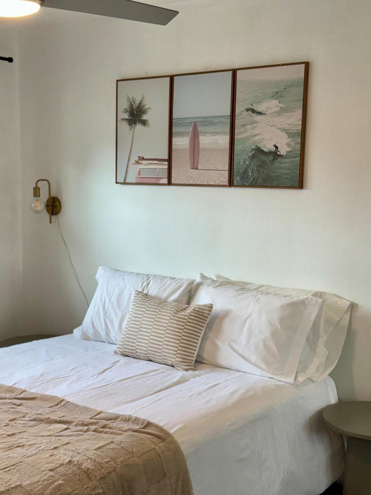 Carlsbad Beach Bungalow Holiday home *