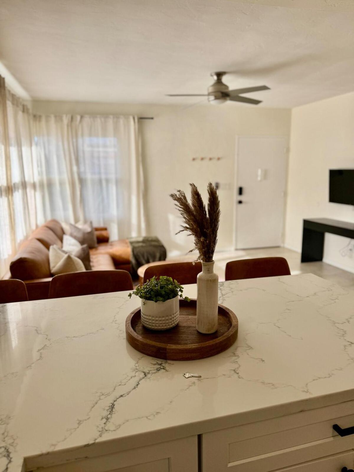 Carlsbad Beach Bungalow *