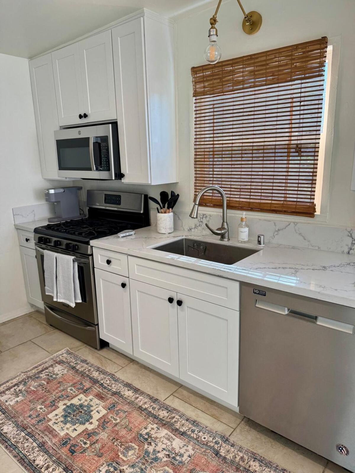 Carlsbad Beach Bungalow *