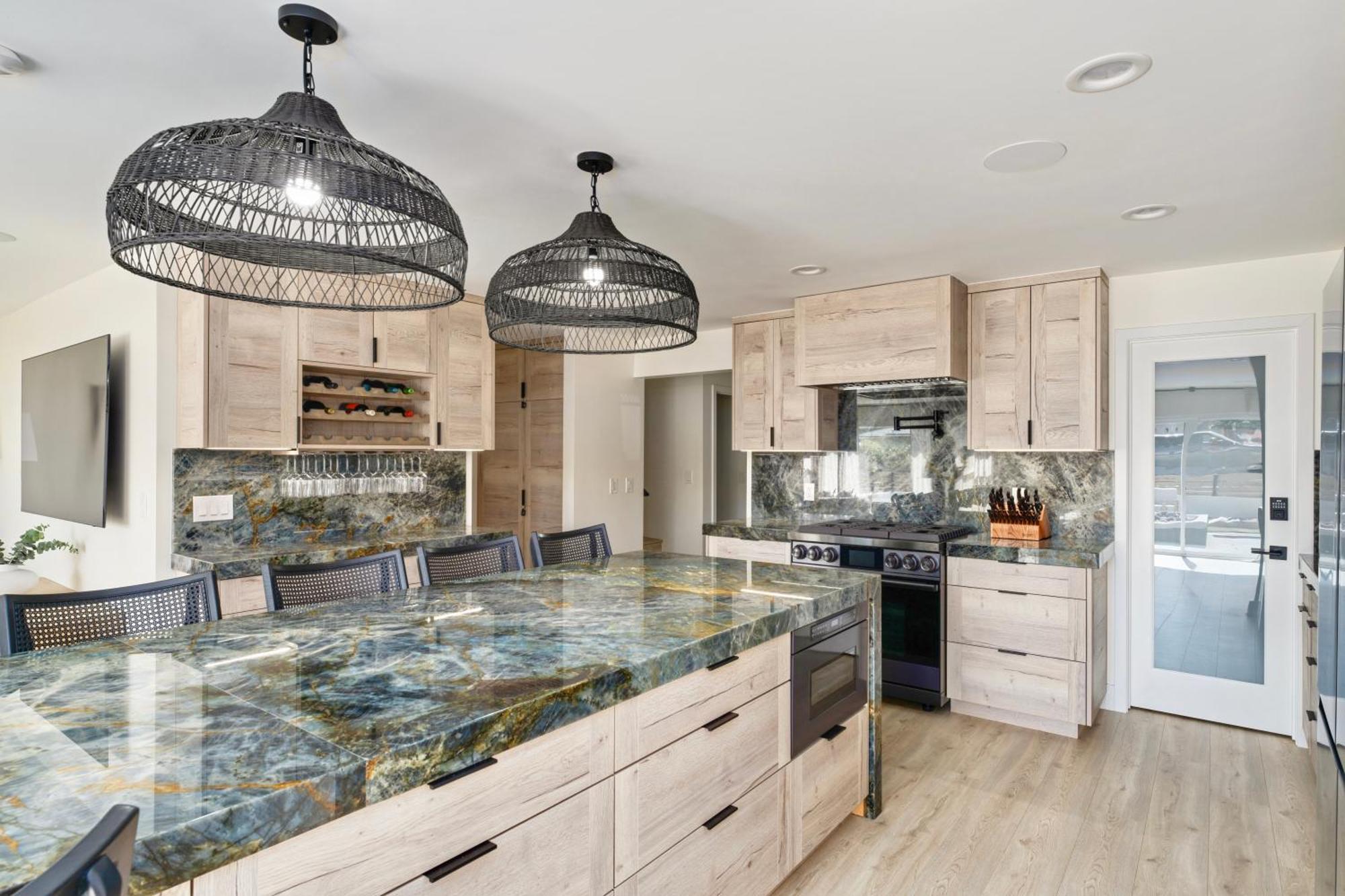 Coastal Escape Walk To Beach, Hot Tub, Fire Pits * Carlsbad