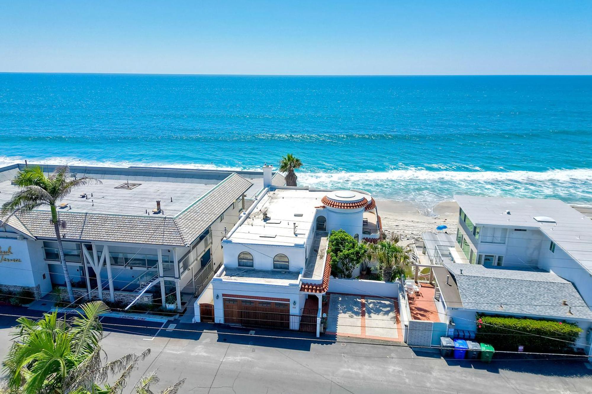 Holiday home 2751 Ocean Street *