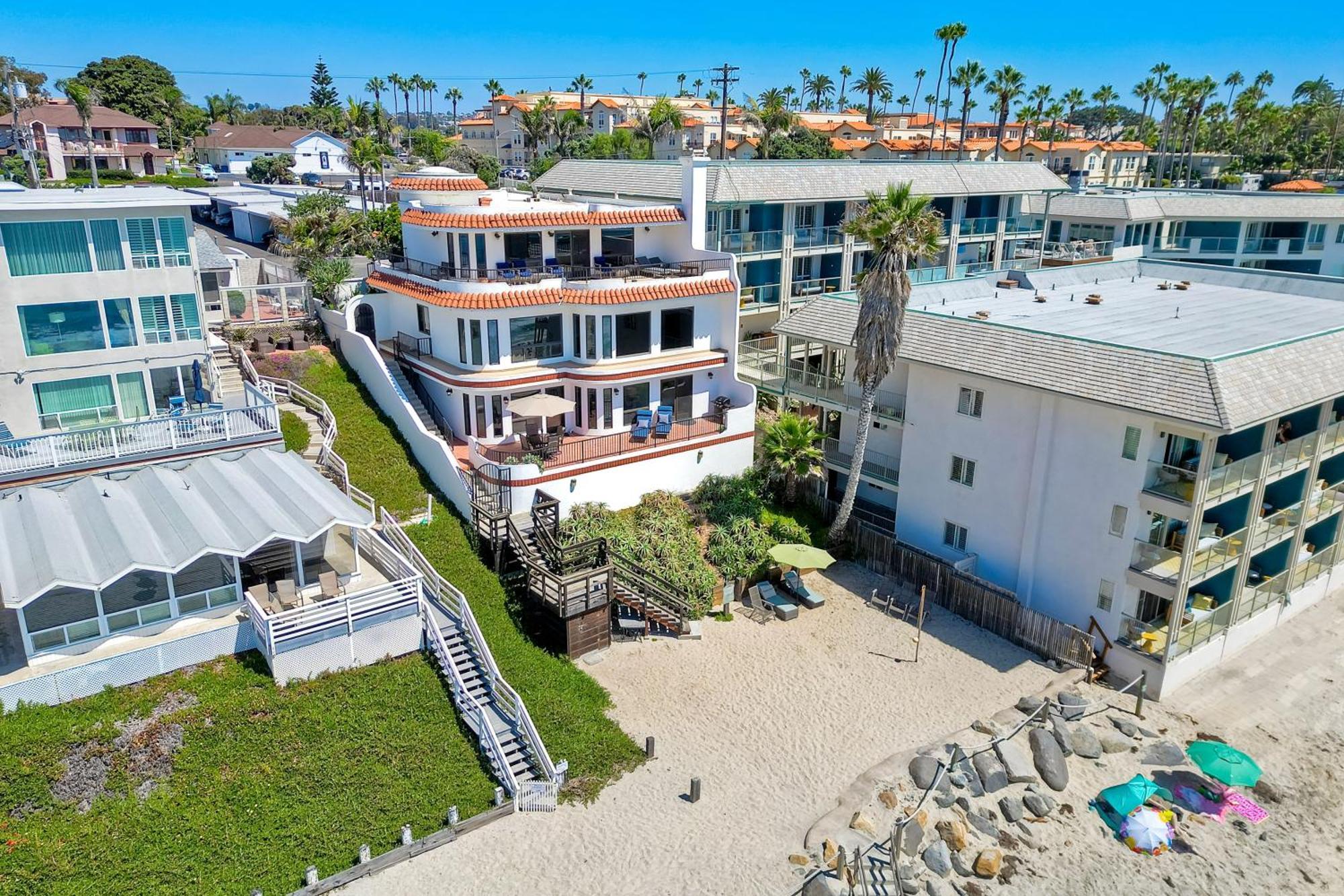2751 Ocean Street