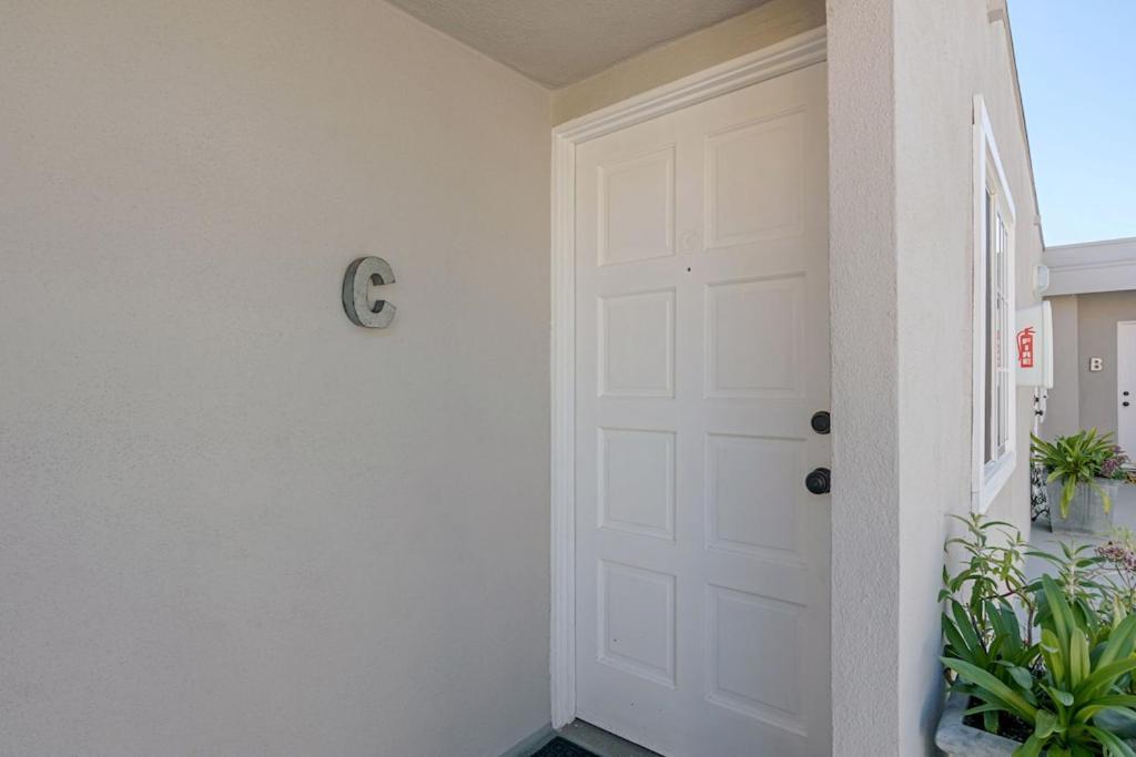 3690 Boulevard - Unit C * Carlsbad