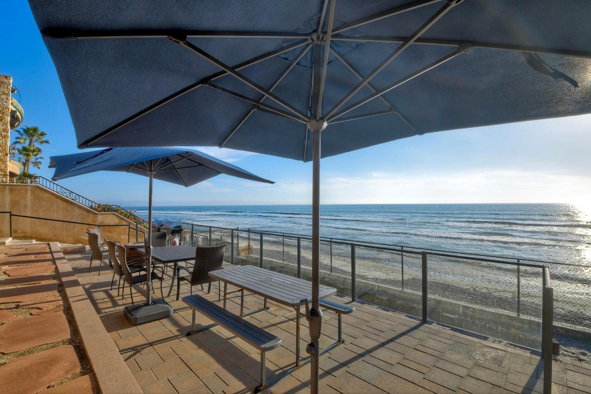 Oceanfront Getaway - Ocean Views - Fire Pit - Bbq - Access