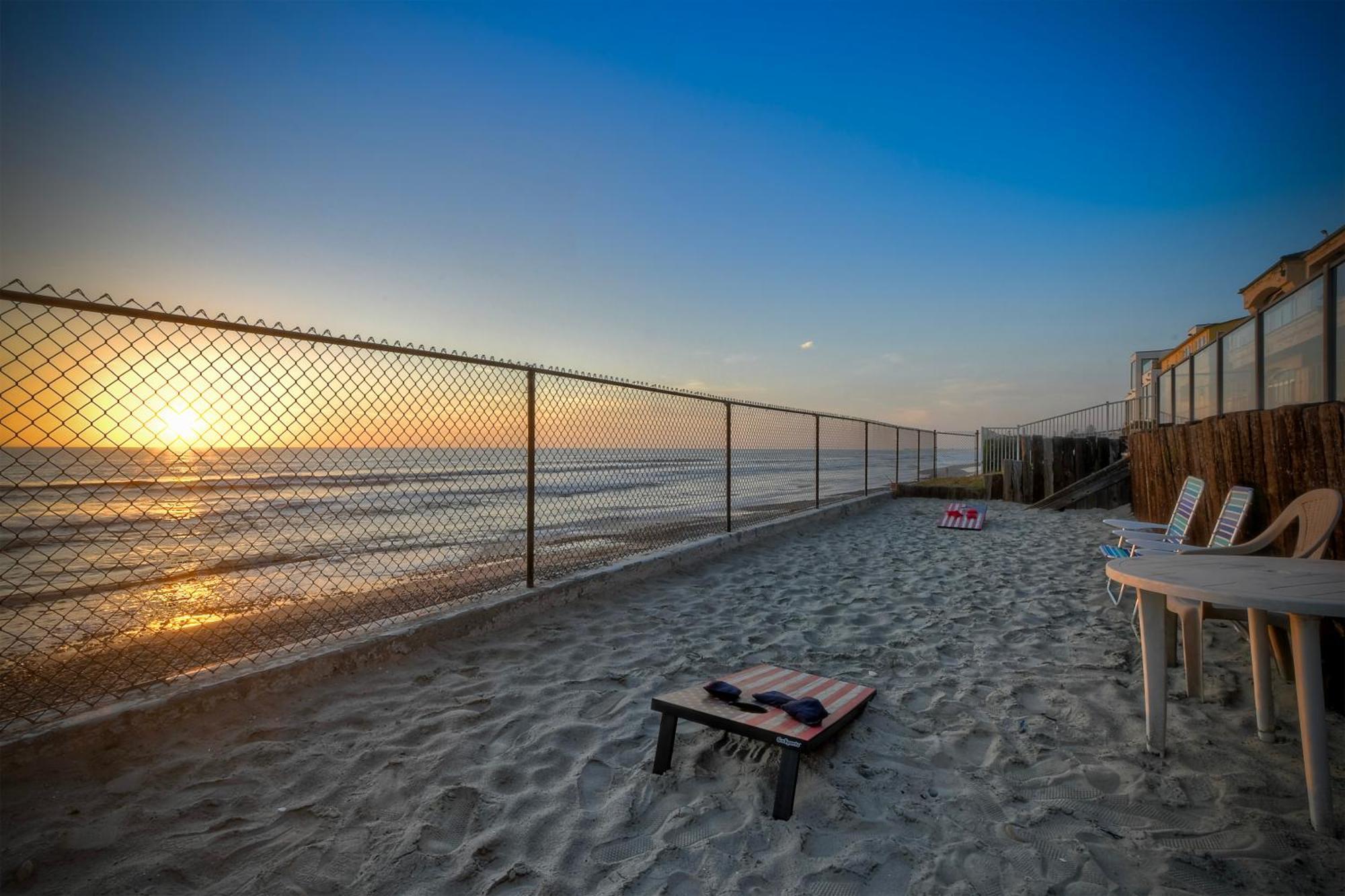 Holiday home Oceanfront Getaway - Ocean Views - Fire Pit - Bbq - Access *