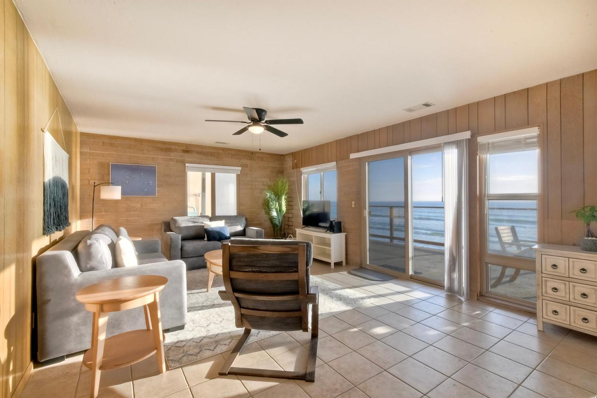 Holiday home Oceanfront Getaway - Ocean Views - Fire Pit - Bbq - Access Carlsbad