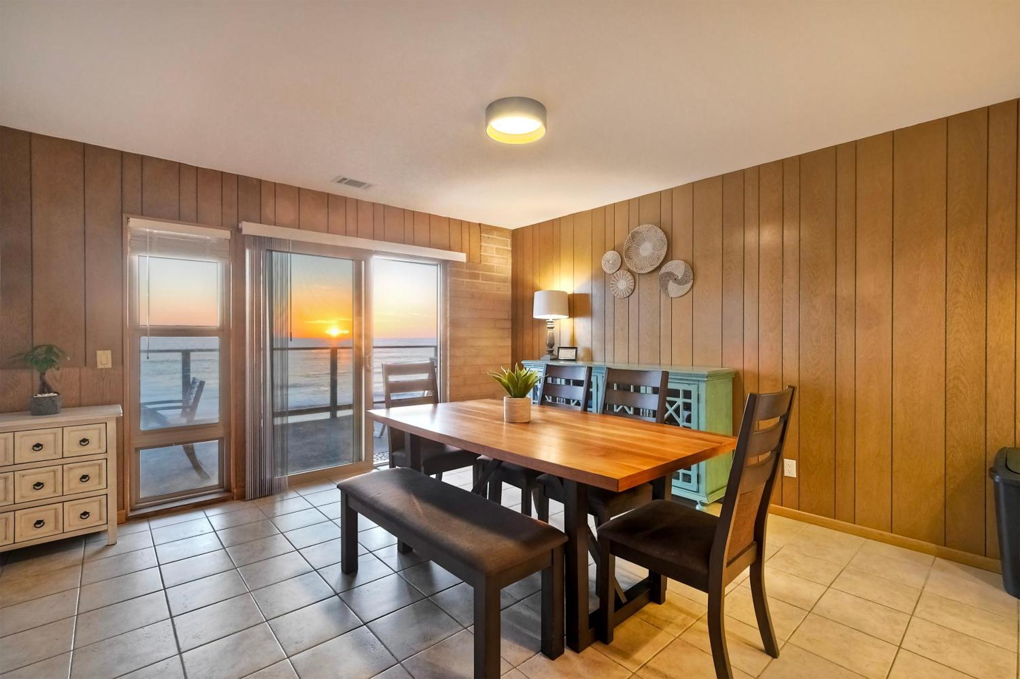 Oceanfront Getaway - Ocean Views - Fire Pit - Bbq - Access Holiday home Carlsbad