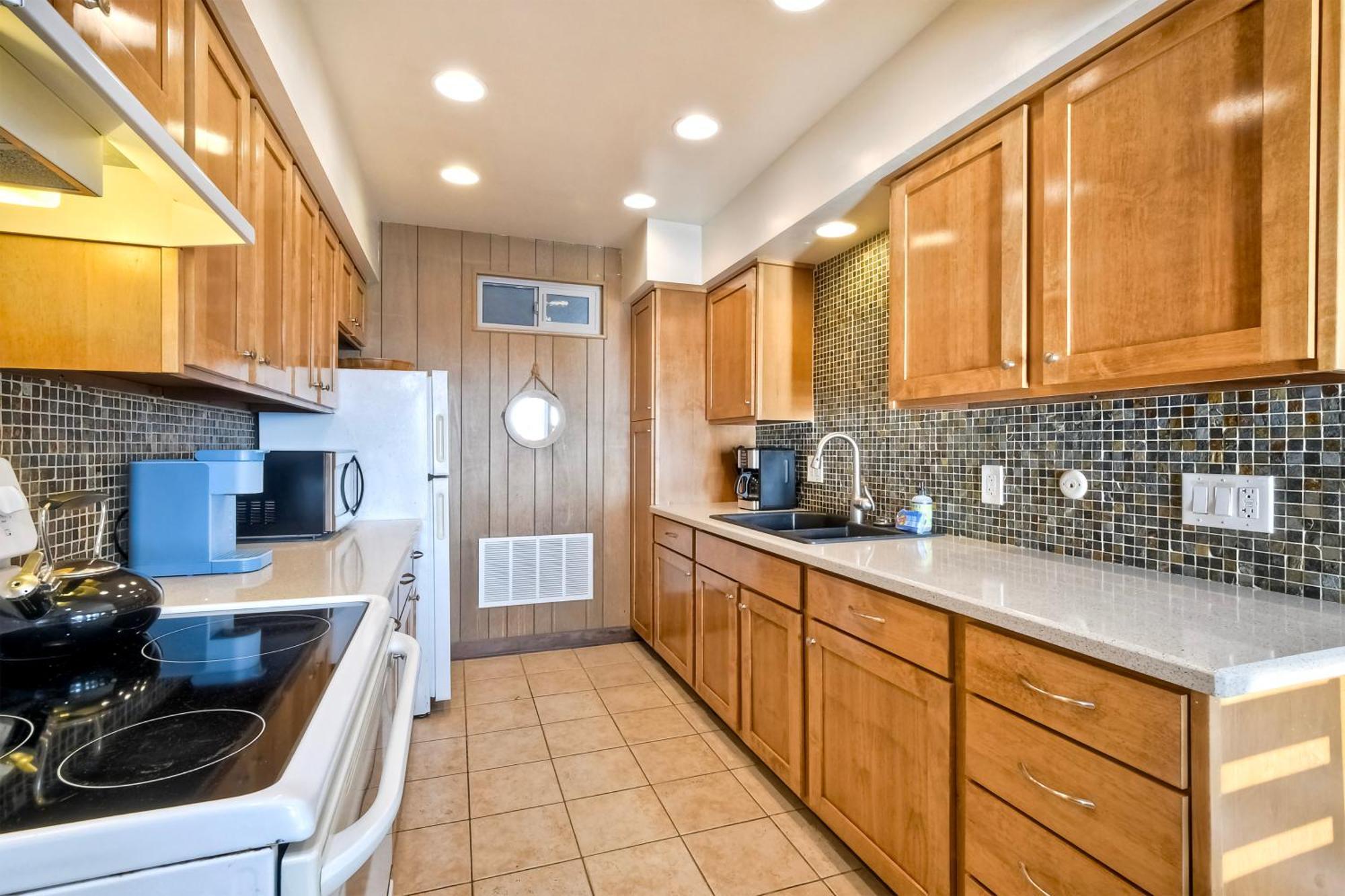Oceanfront Getaway - Ocean Views - Fire Pit - Bbq - Access Holiday home *