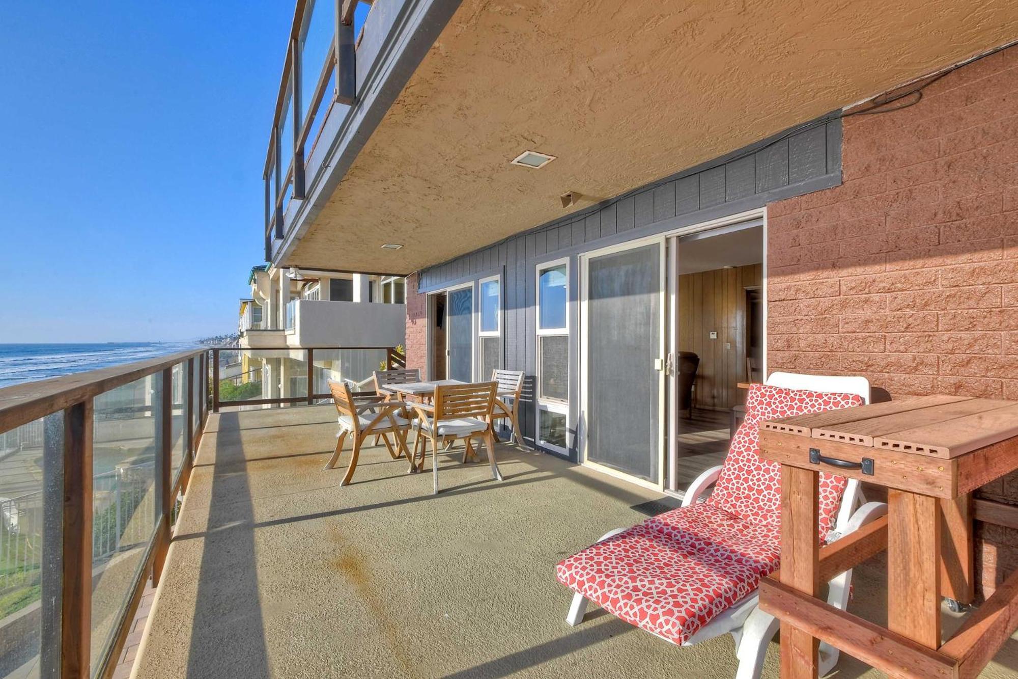 Oceanfront Getaway Ocean Views Fire Pit Bbq Access Apartment *