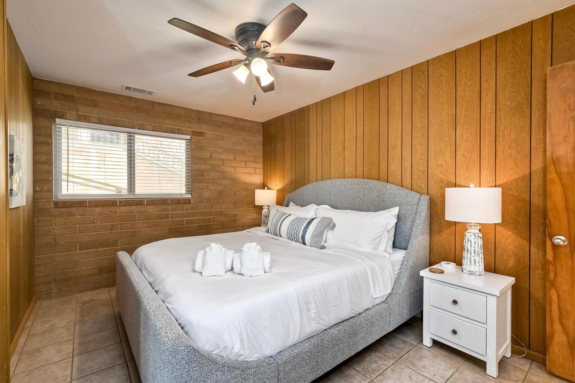 Apartment Oceanfront Getaway Ocean Views Fire Pit Bbq Access *