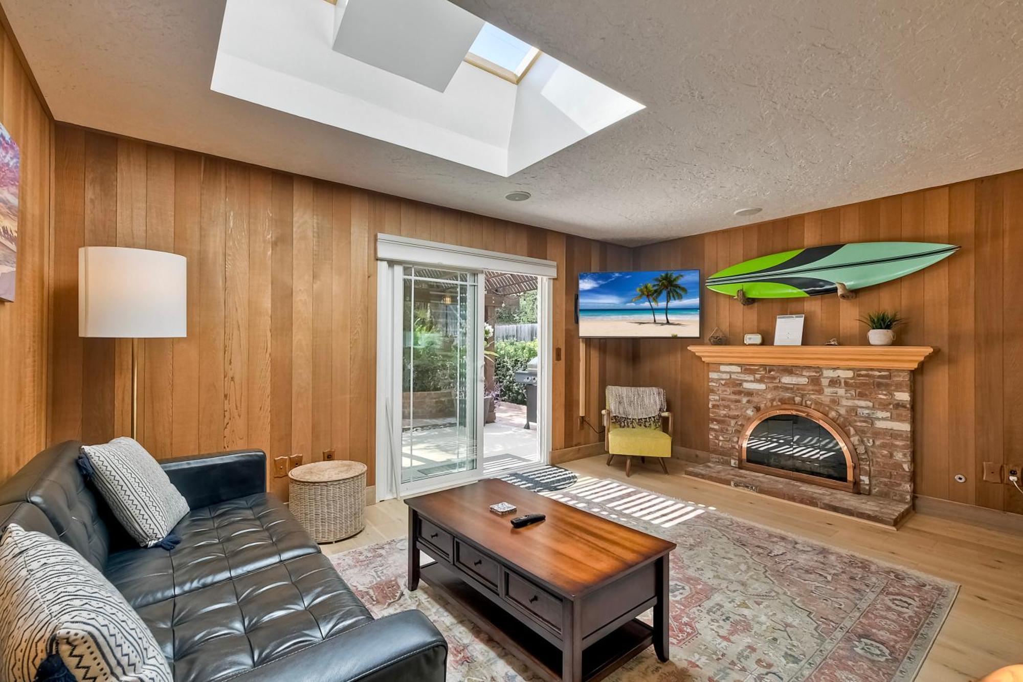 Hot Tub, Fire Pit, Bbq, Shuffleboard, Walk To * Carlsbad