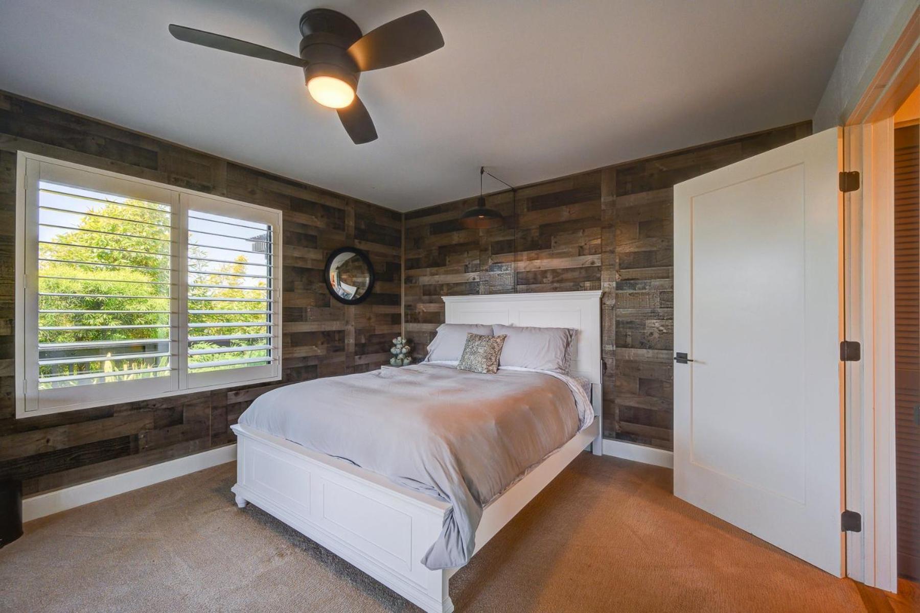 1510 Grady Place * Carlsbad