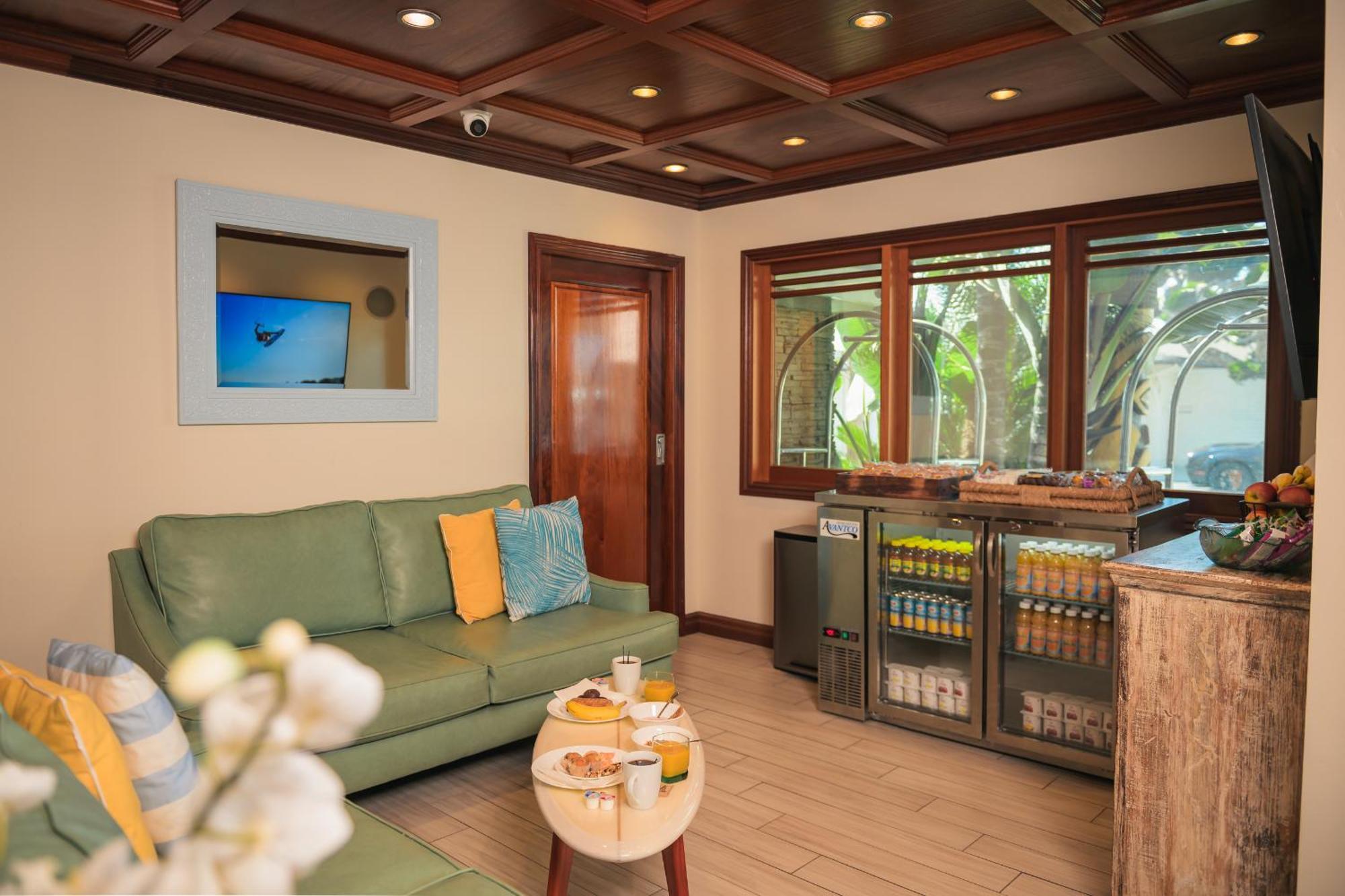 Ocean Palms Hotel 3*