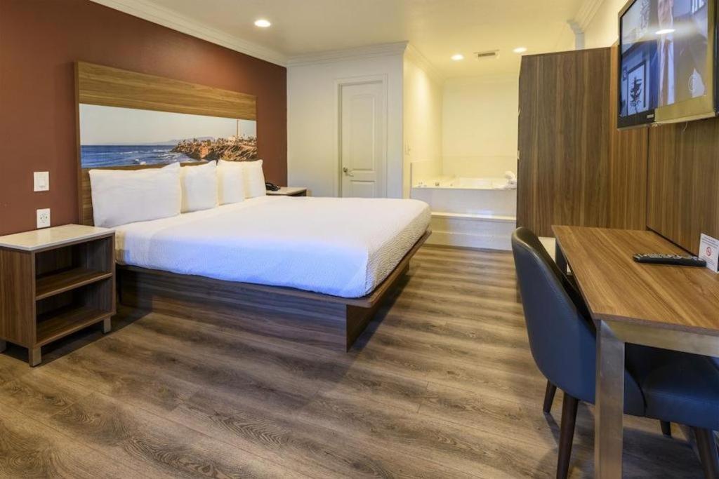 Rodeway Hotel Carlsbad