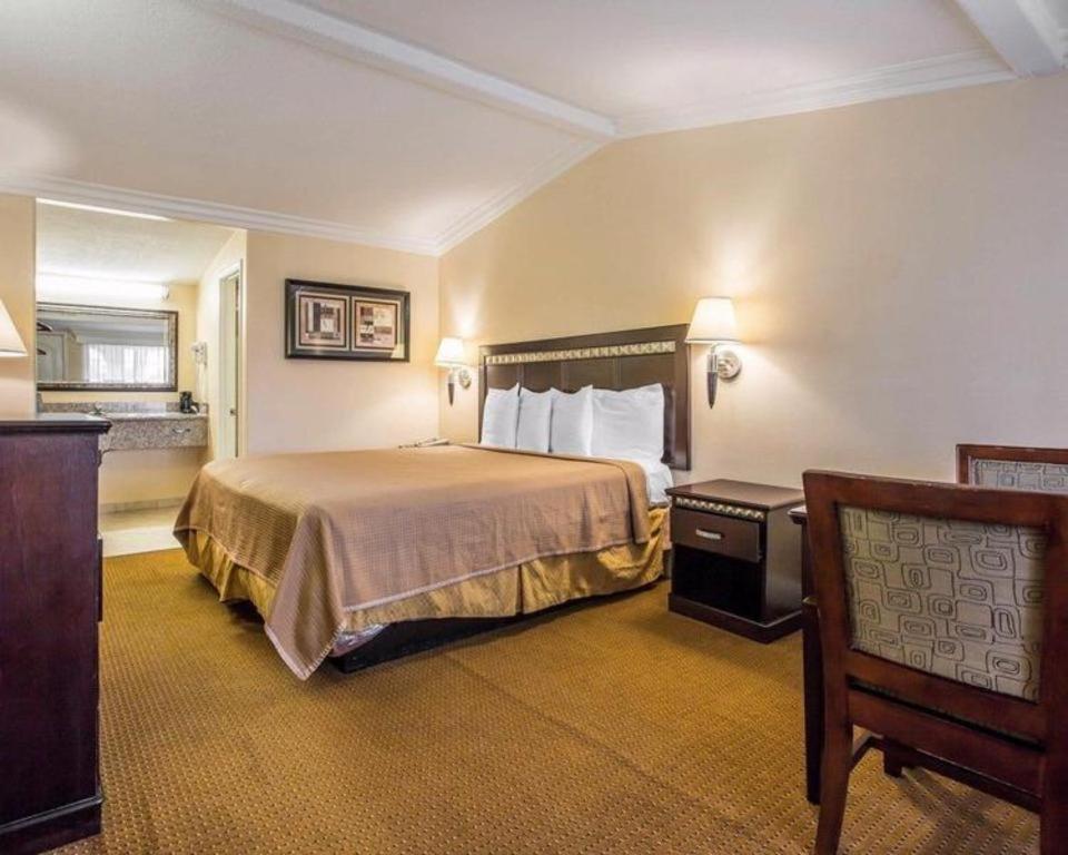 Hotel Rodeway Carlsbad