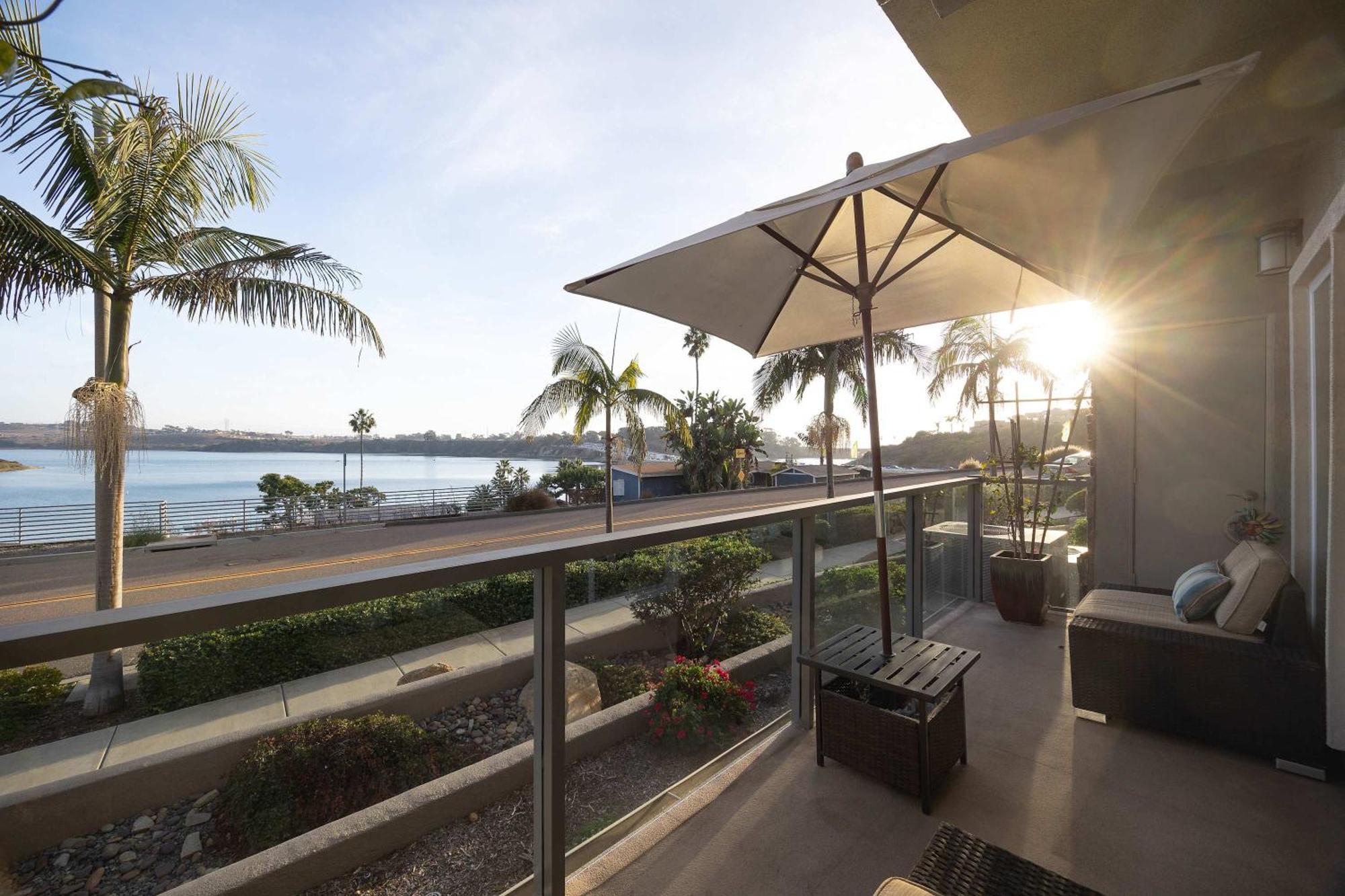 Water Views On Every Floor For Multi - Walk To The Carlsbad