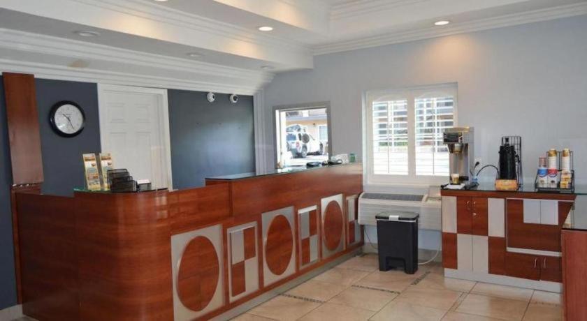Hotel Rodeway 3*