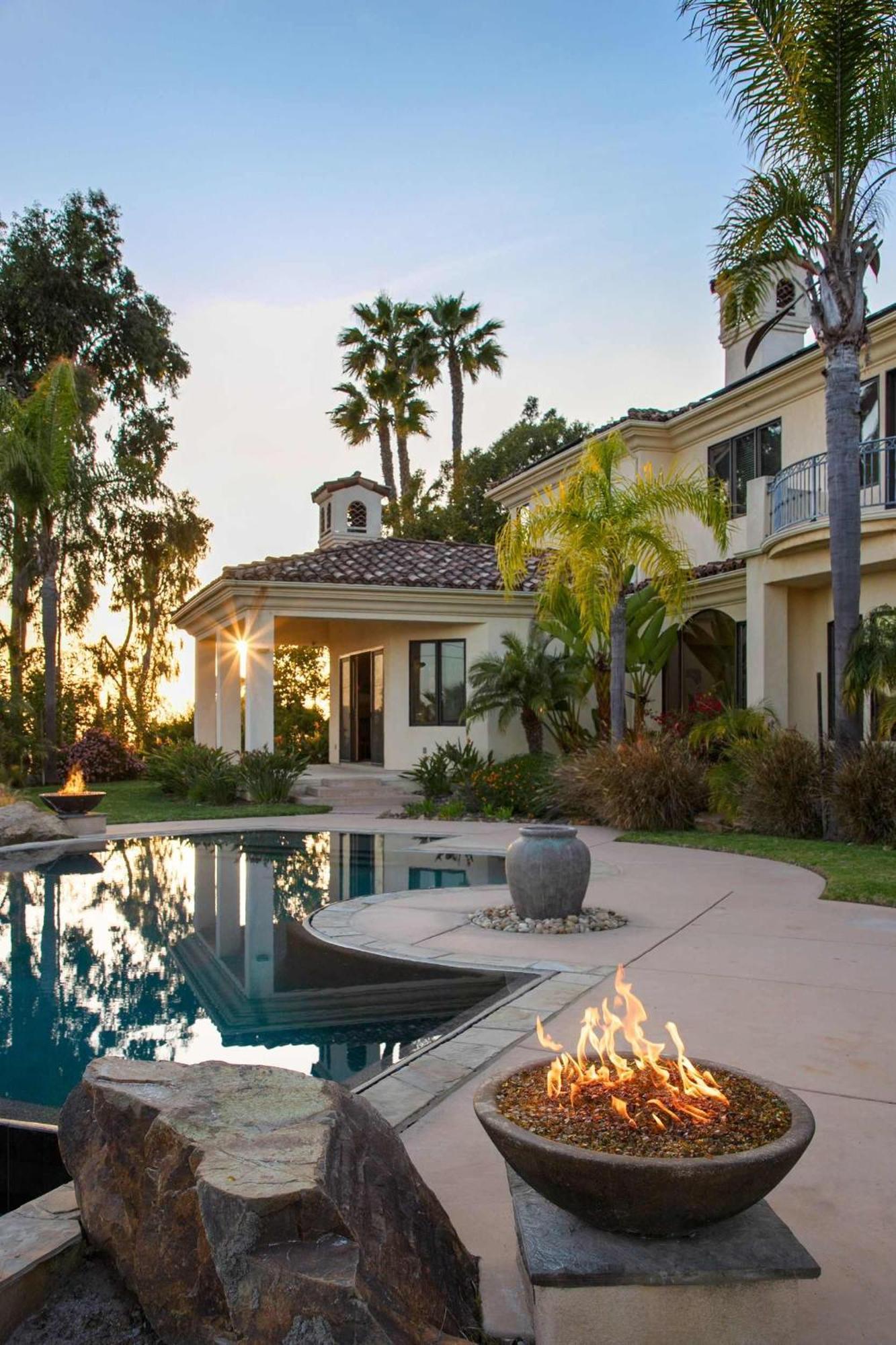 Holiday home 7br Estate With Pool Firepit & Views *