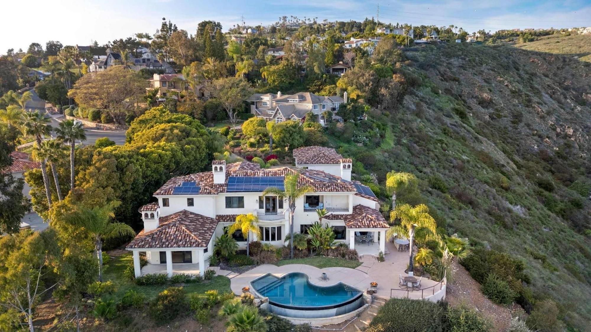 7br Estate With Pool Firepit & Views Holiday home Carlsbad