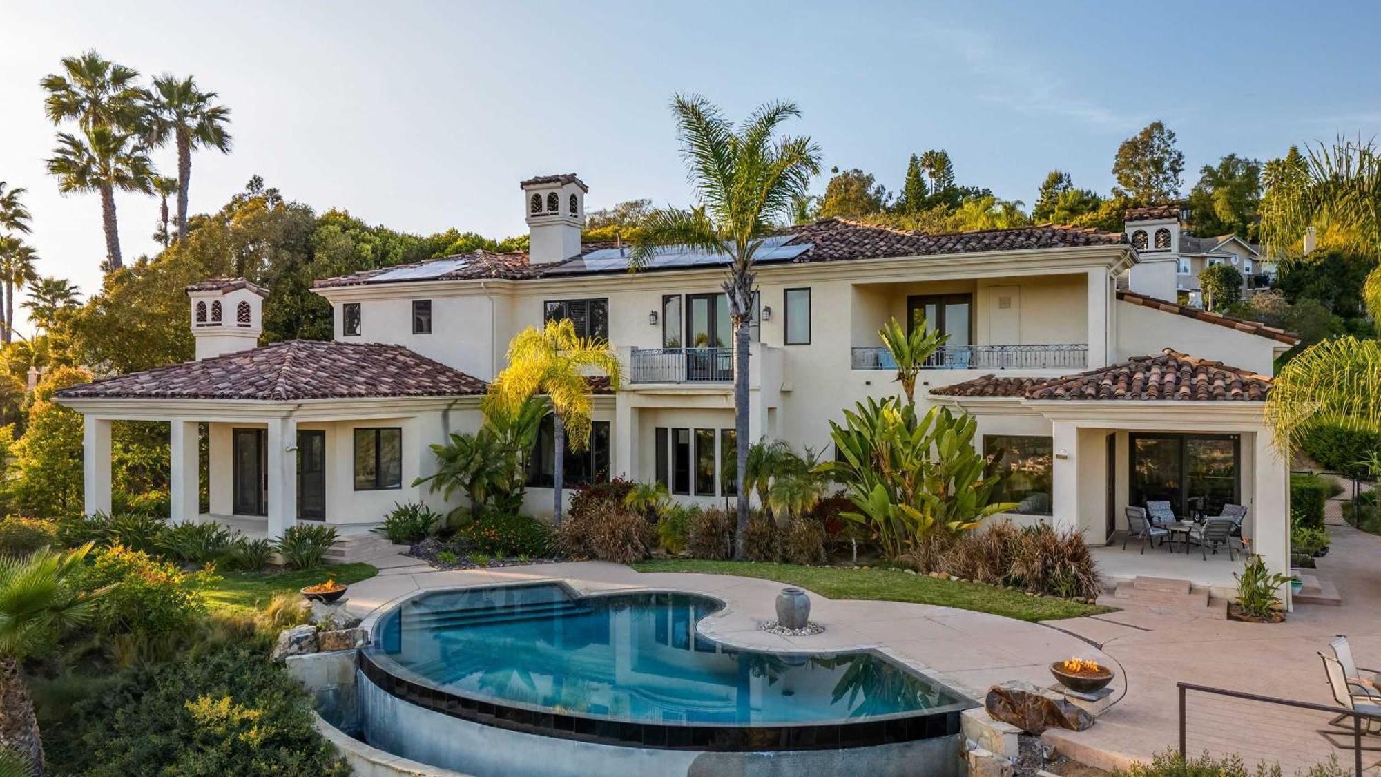 Holiday home 7br Estate With Pool Firepit & Views