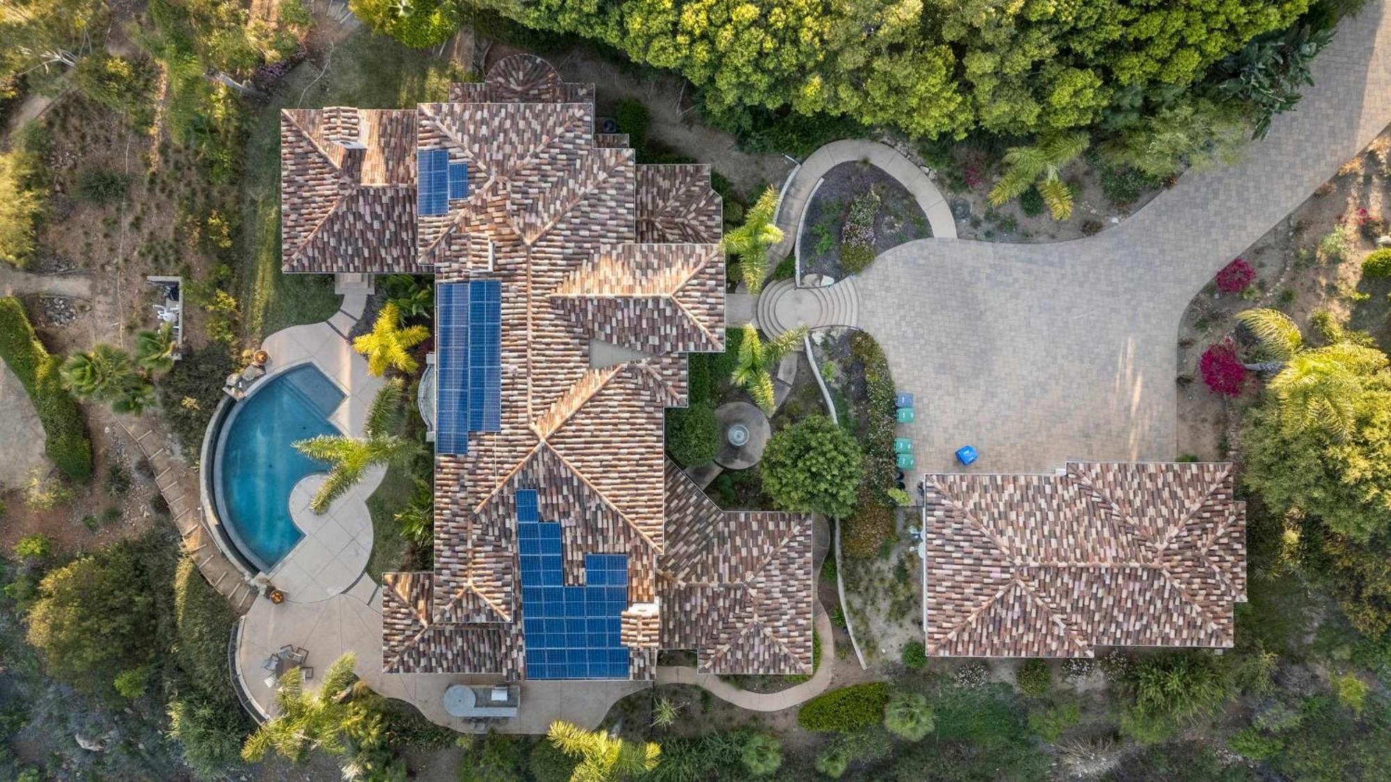 7br Estate With Pool Firepit & Views Holiday home