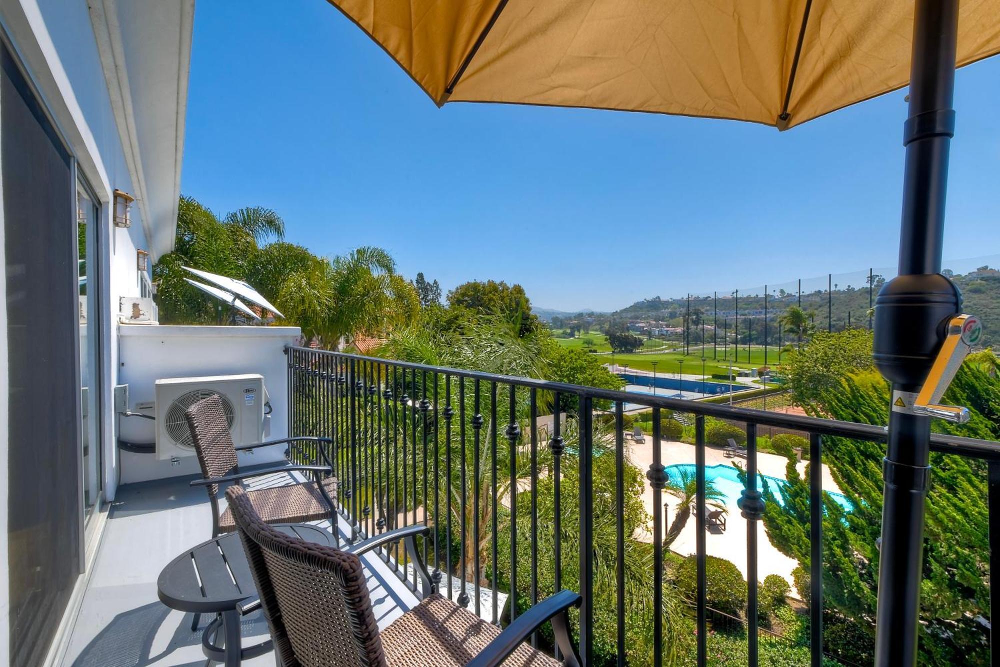 Pool, Hot Tub, Steps To Omni La Costa *