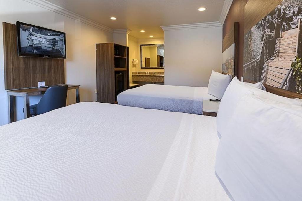 Rodeway Carlsbad
