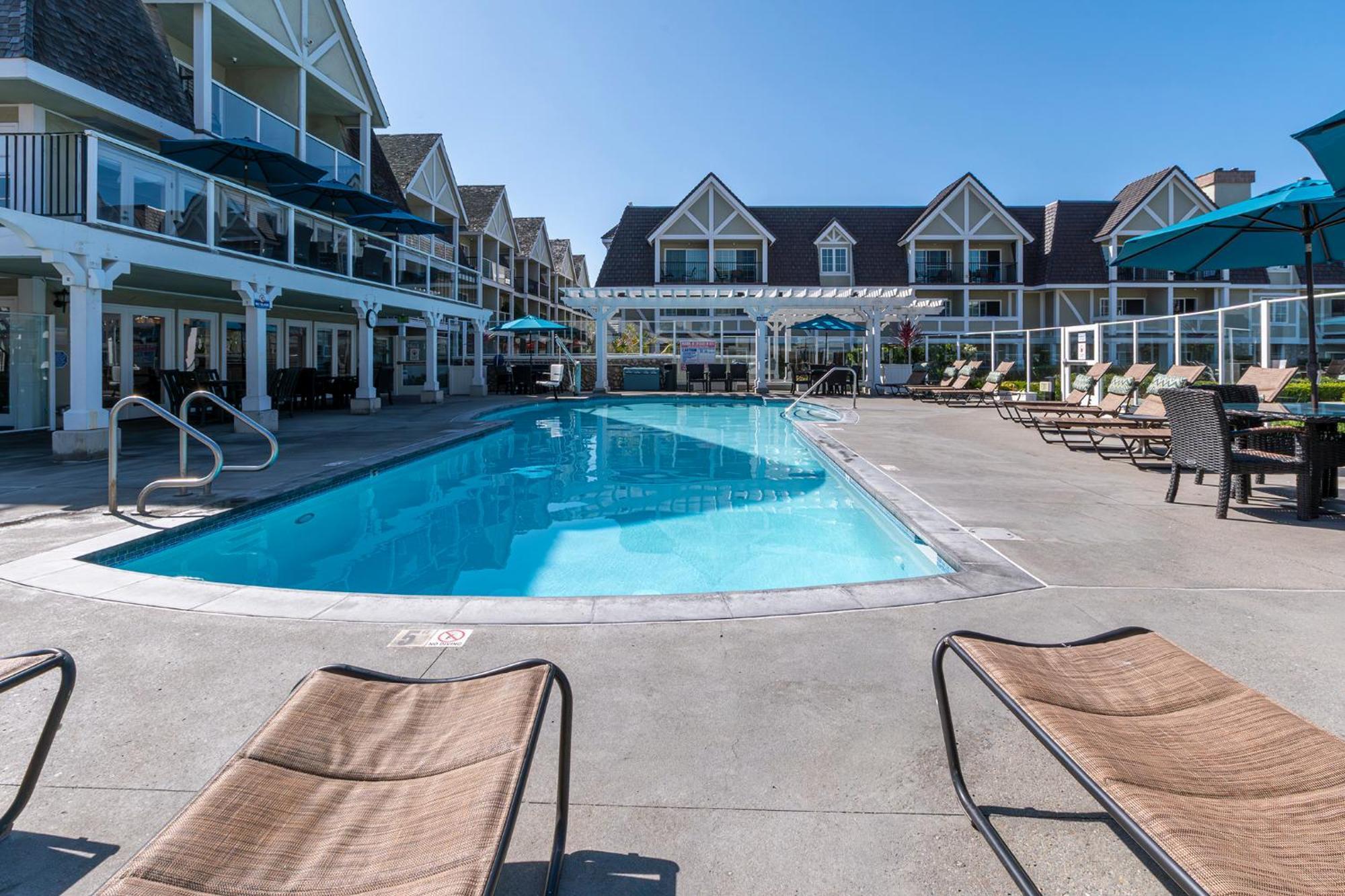 Carlsbad Inn Beach Resort