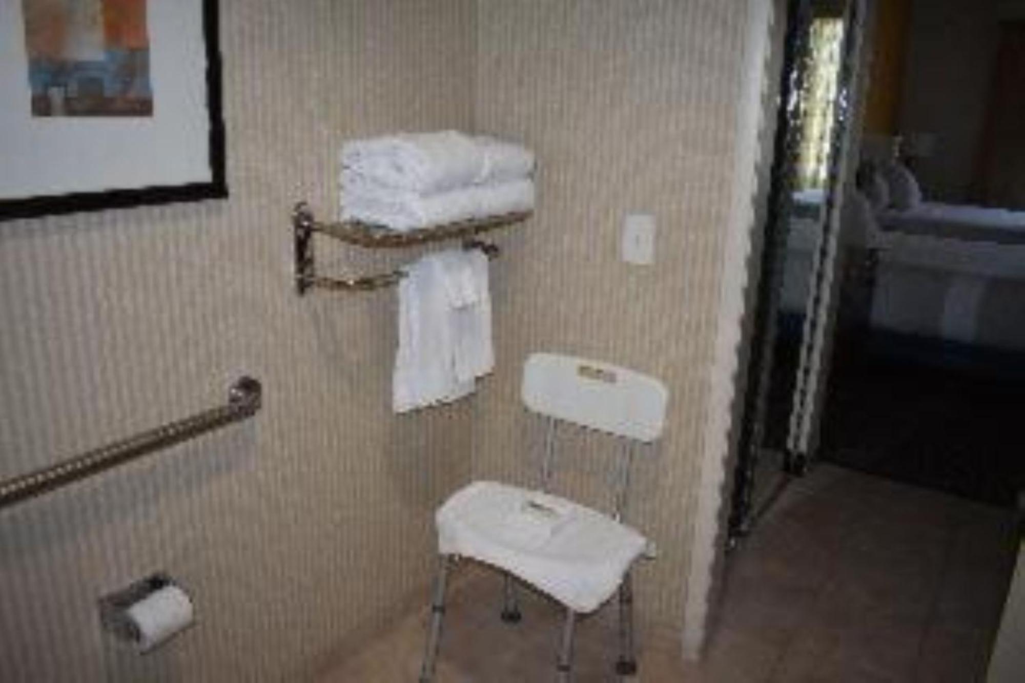 6 Ca Hotel Carlsbad