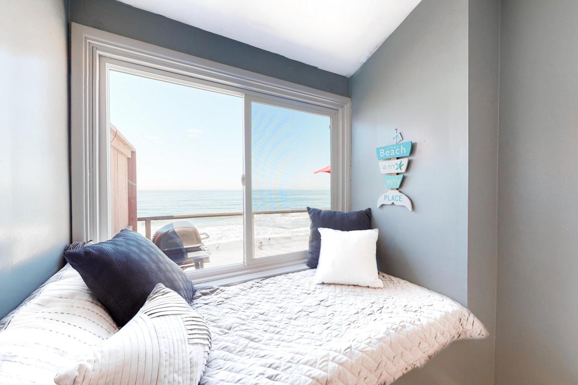 Apartment 3009 Ocean Street A *