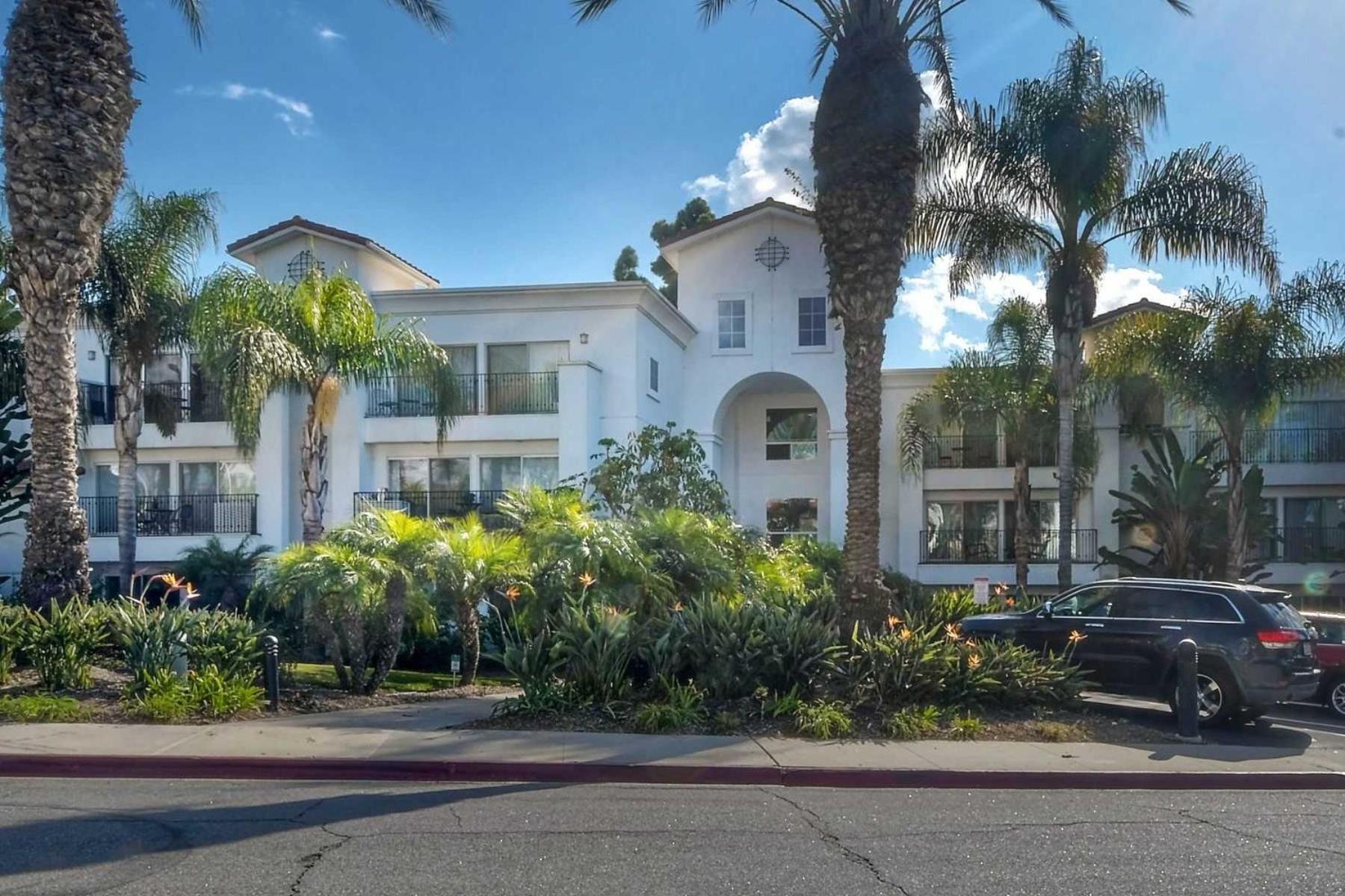 Southern Exposure With Private Balcony Holiday home Carlsbad