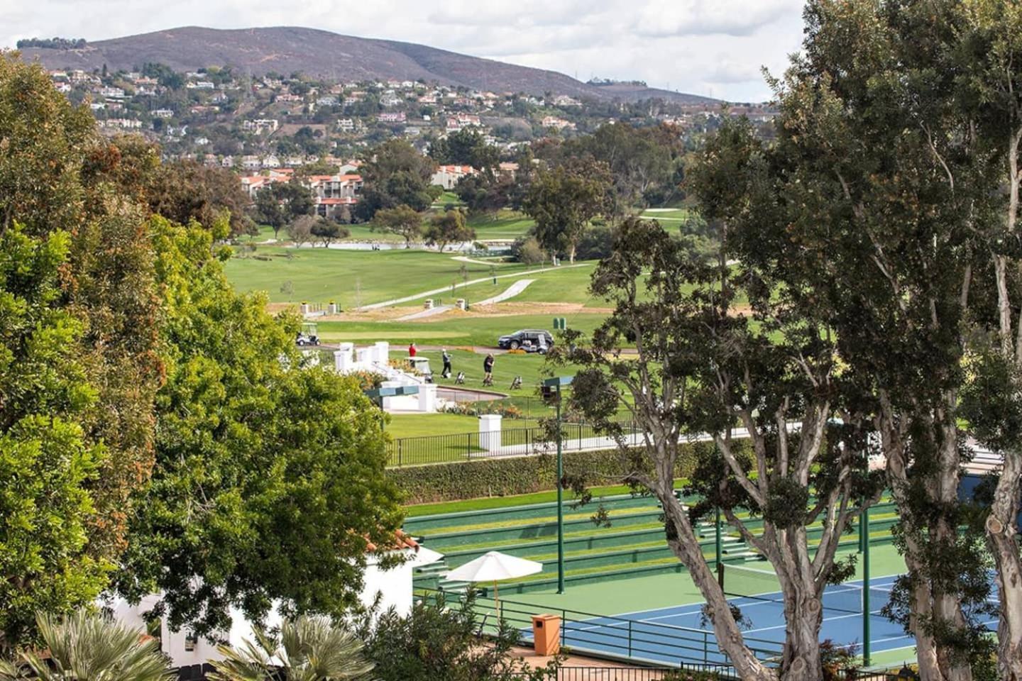 Southern Exposure With Private Balcony Holiday home Carlsbad