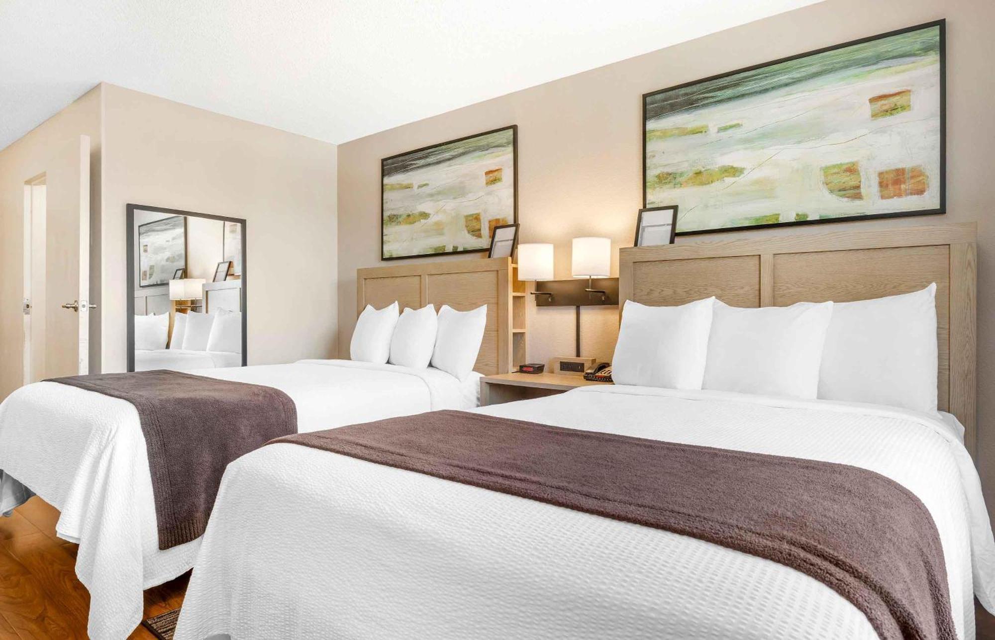 Hotel Extended America - San Diego - Village By The Sea 2*