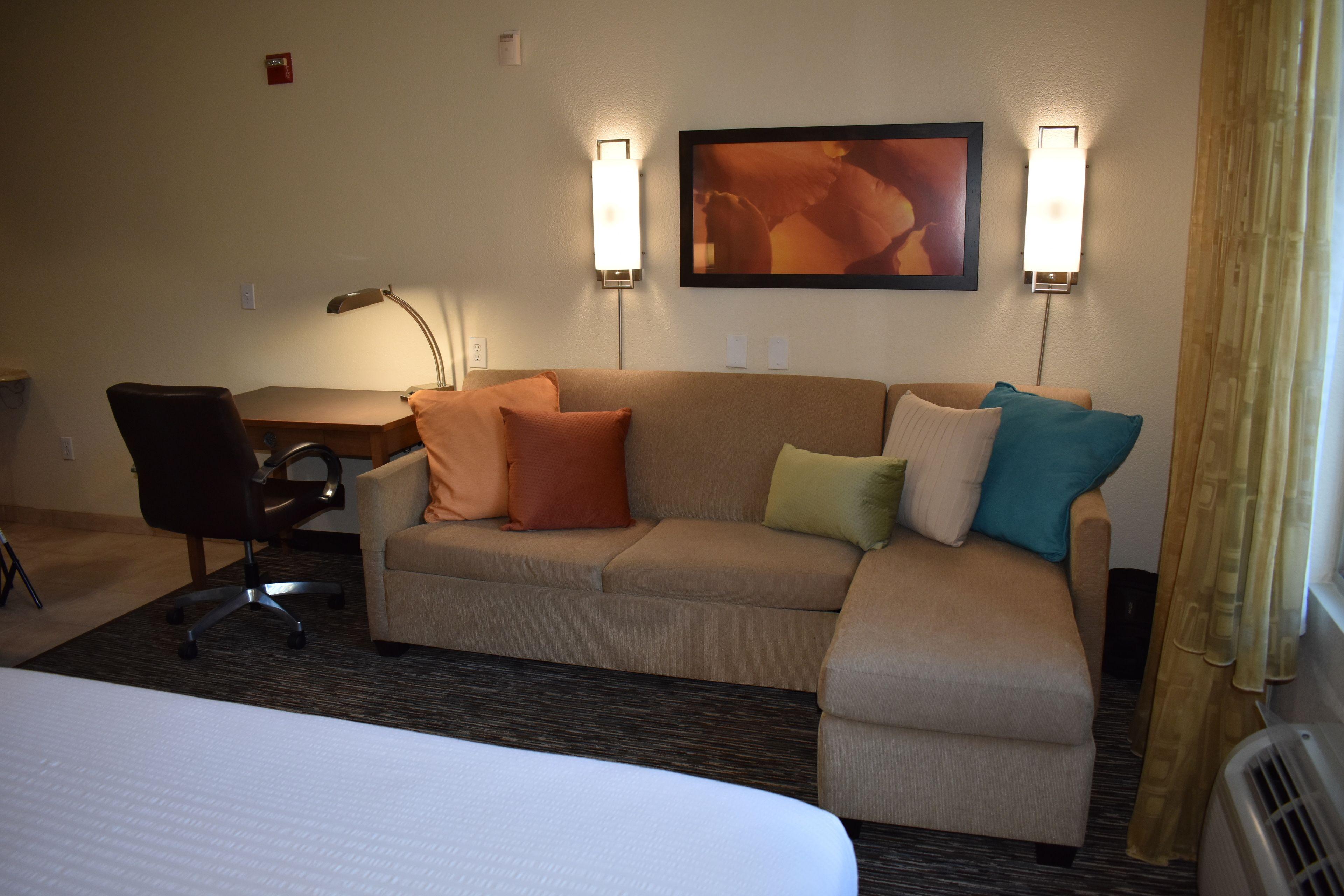 Hyatt House San Diego Hotel 4*