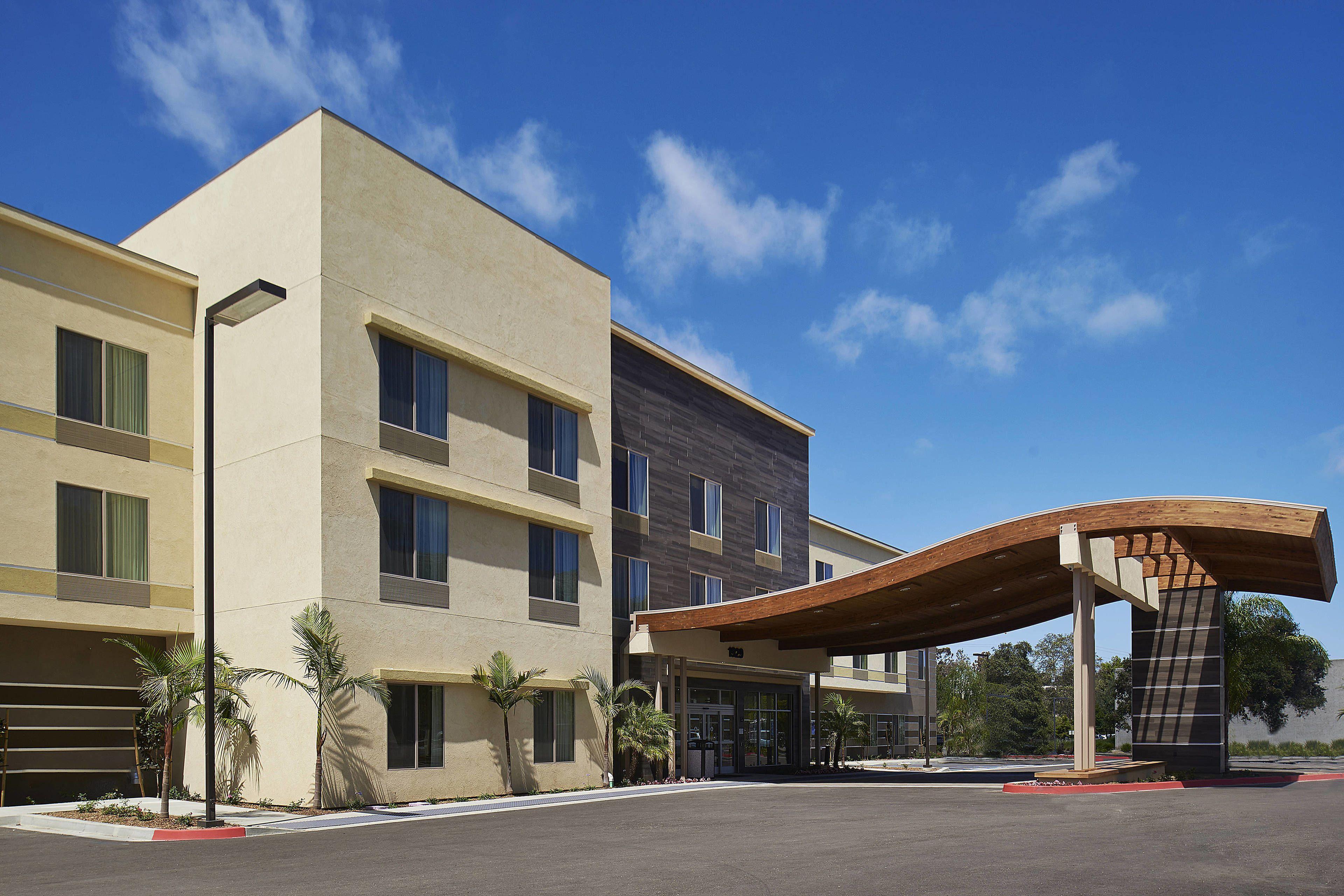 Fairfield & By Marriott San Diego Hotel