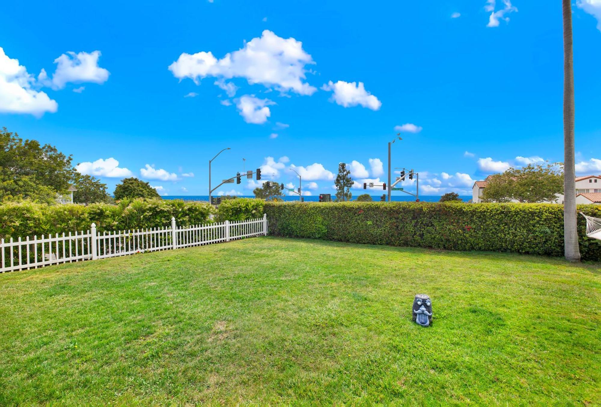 Oceanview Oasis With Roofdeck Hot Tub *