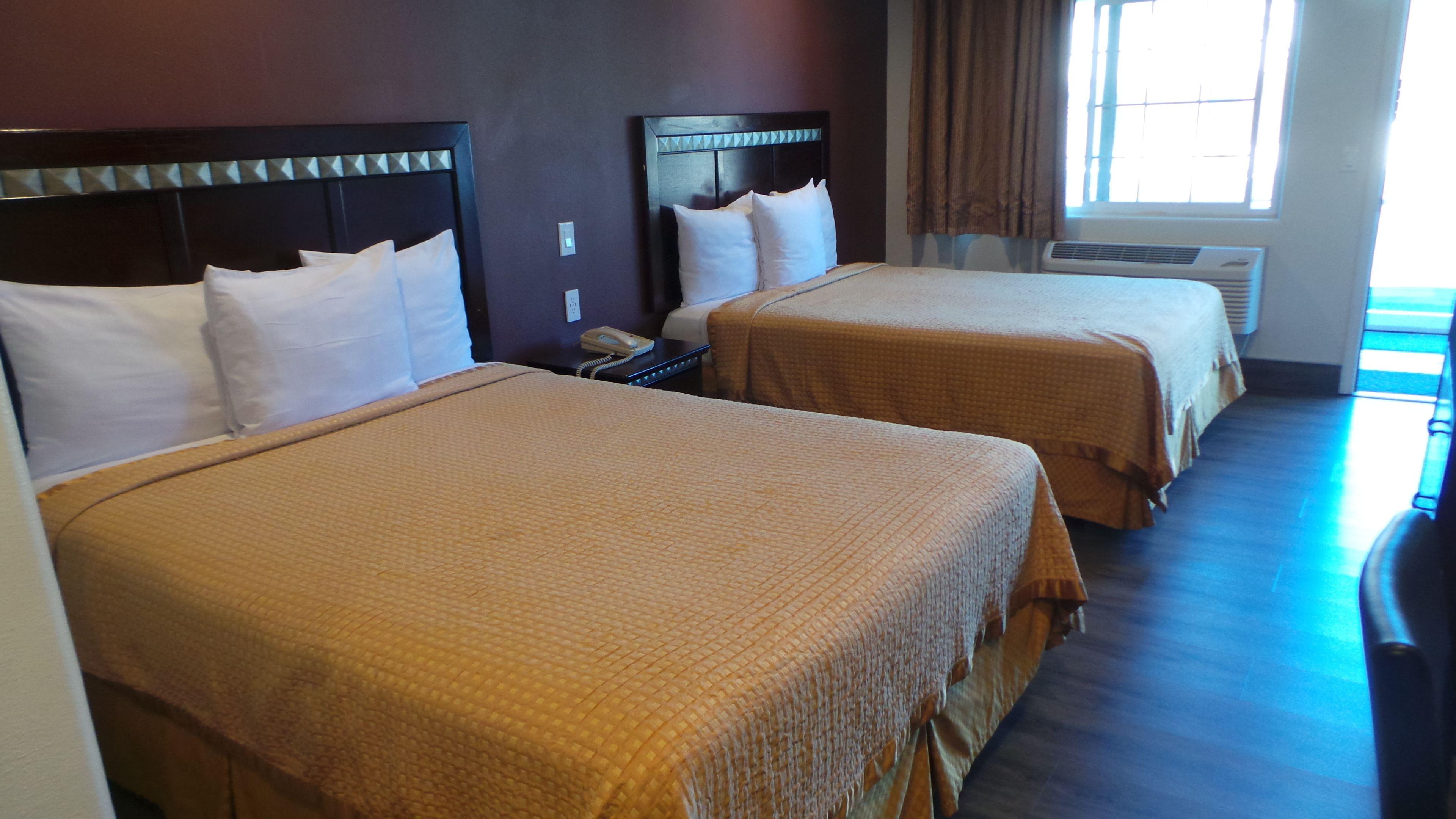 Hyland Near Legoland Motel Carlsbad