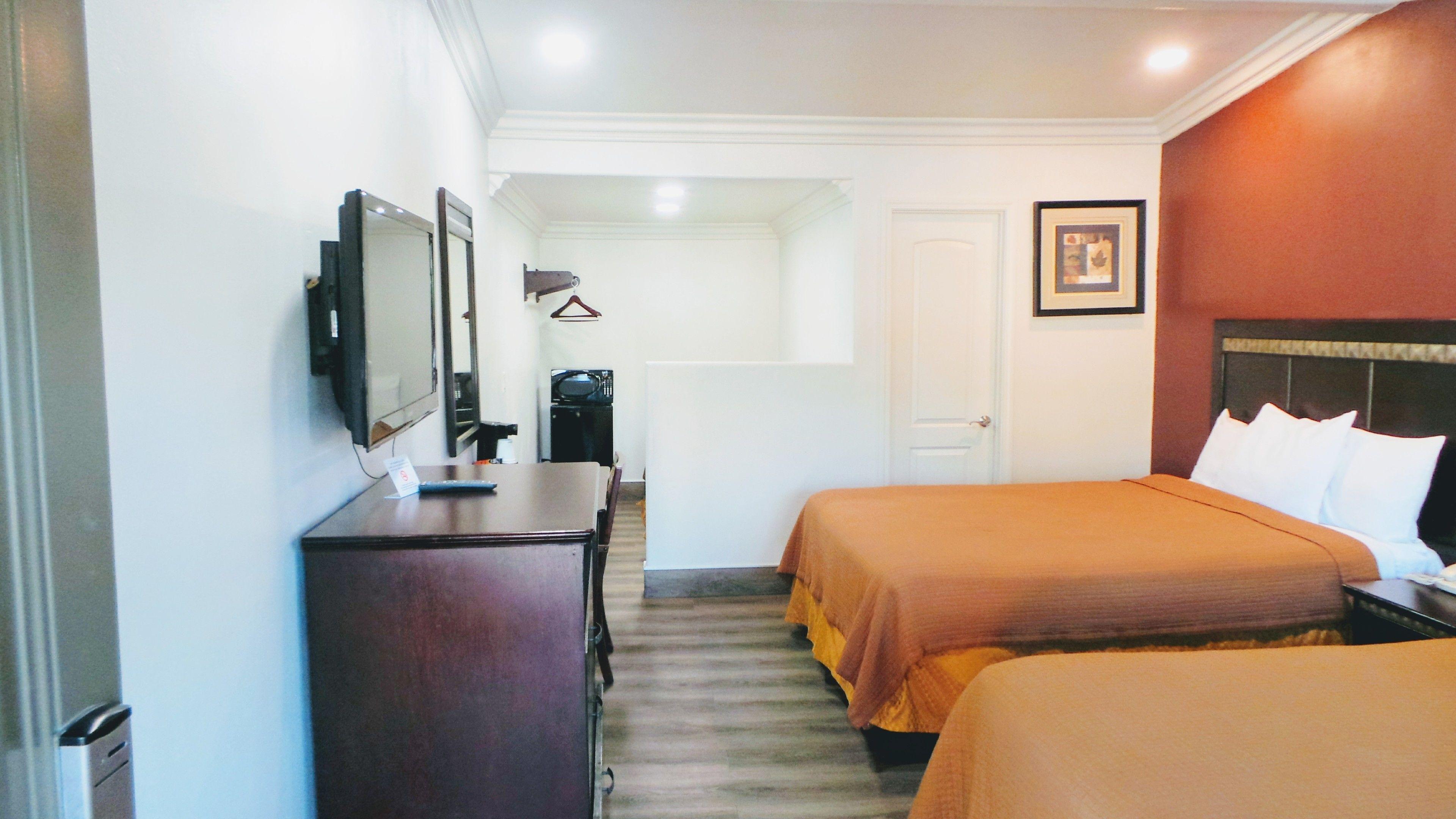 Hyland Near Legoland 2*