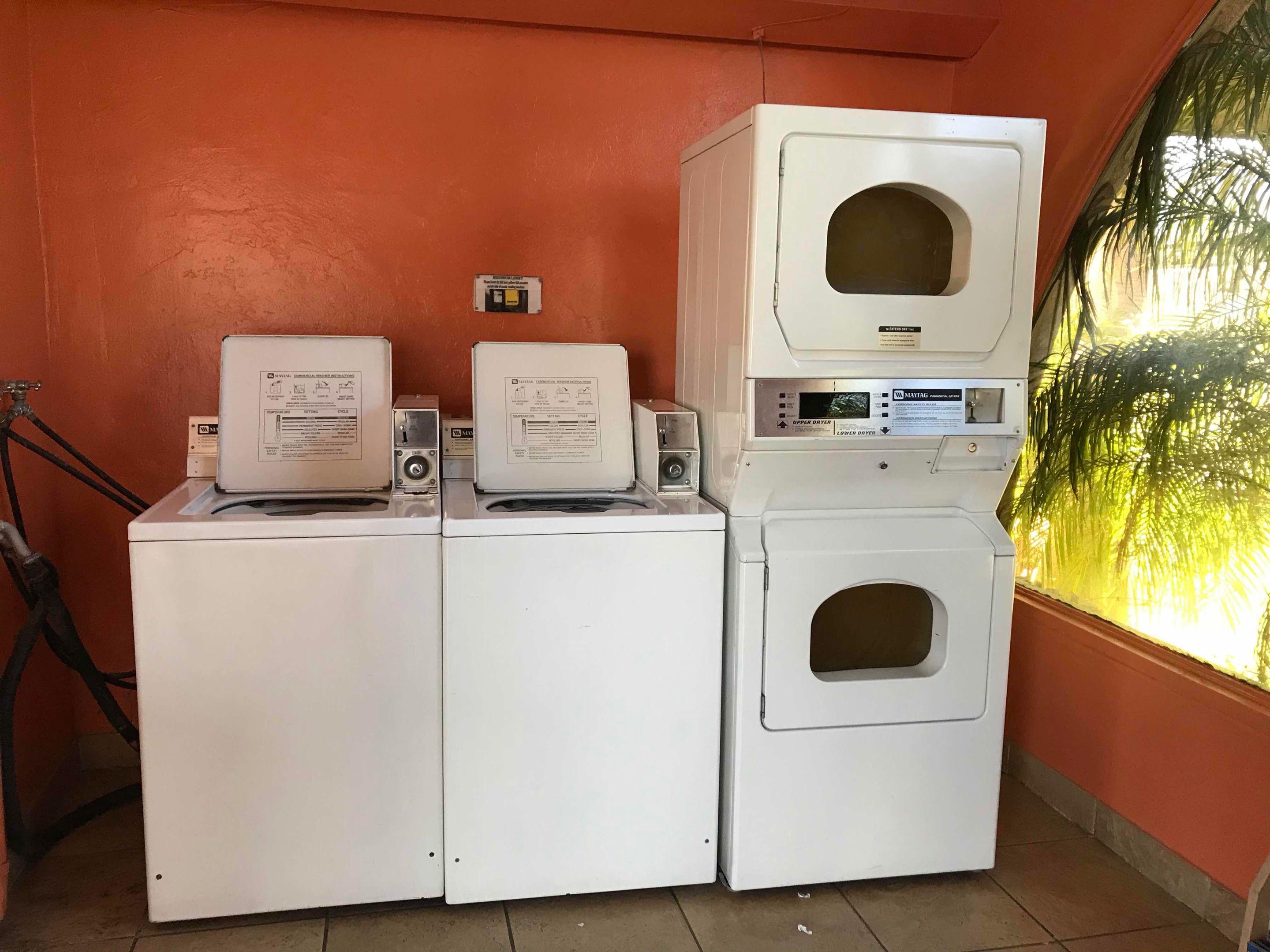 Hyland Near Legoland Motel