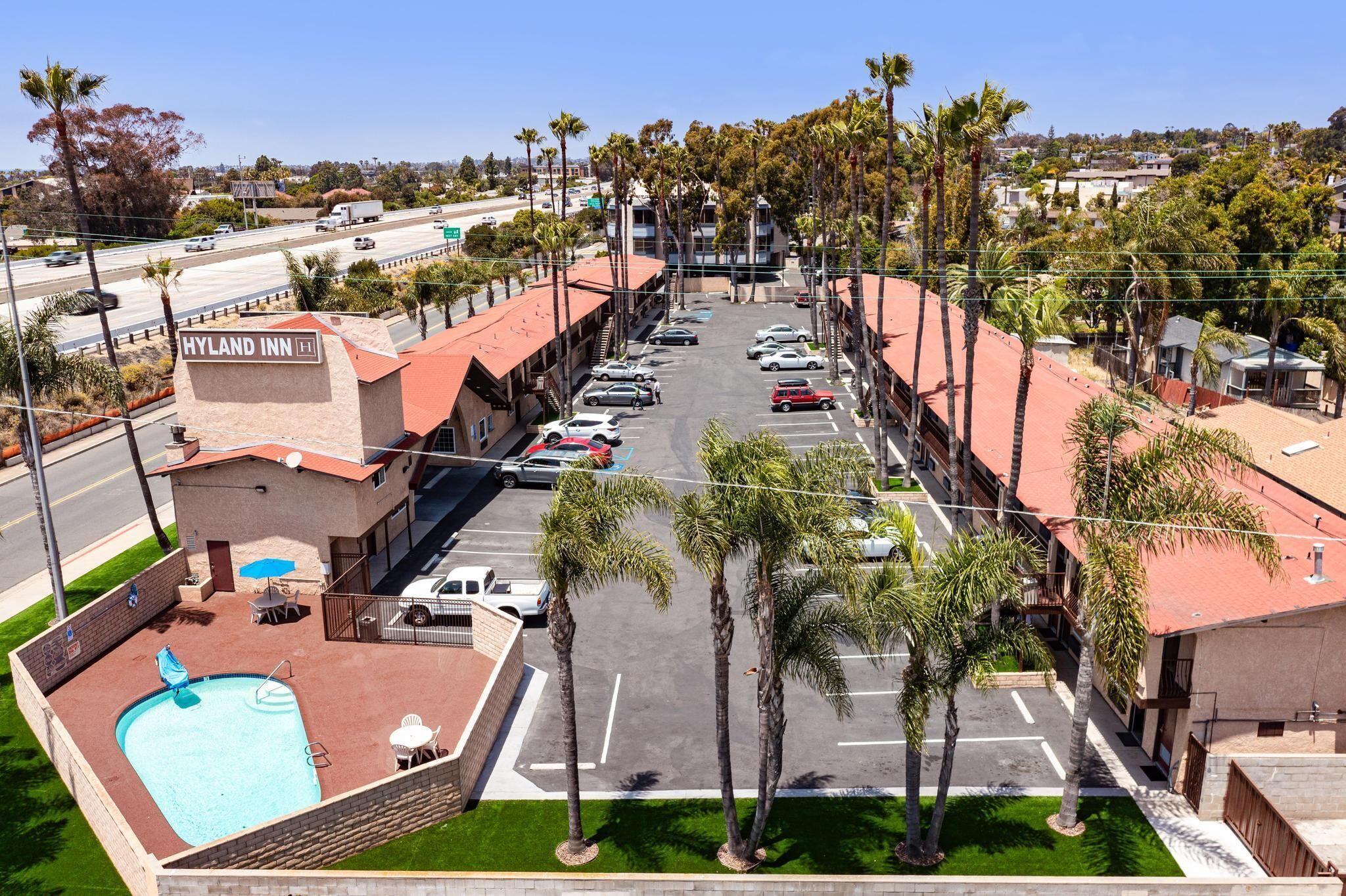 Hyland Near Legoland Motel Carlsbad