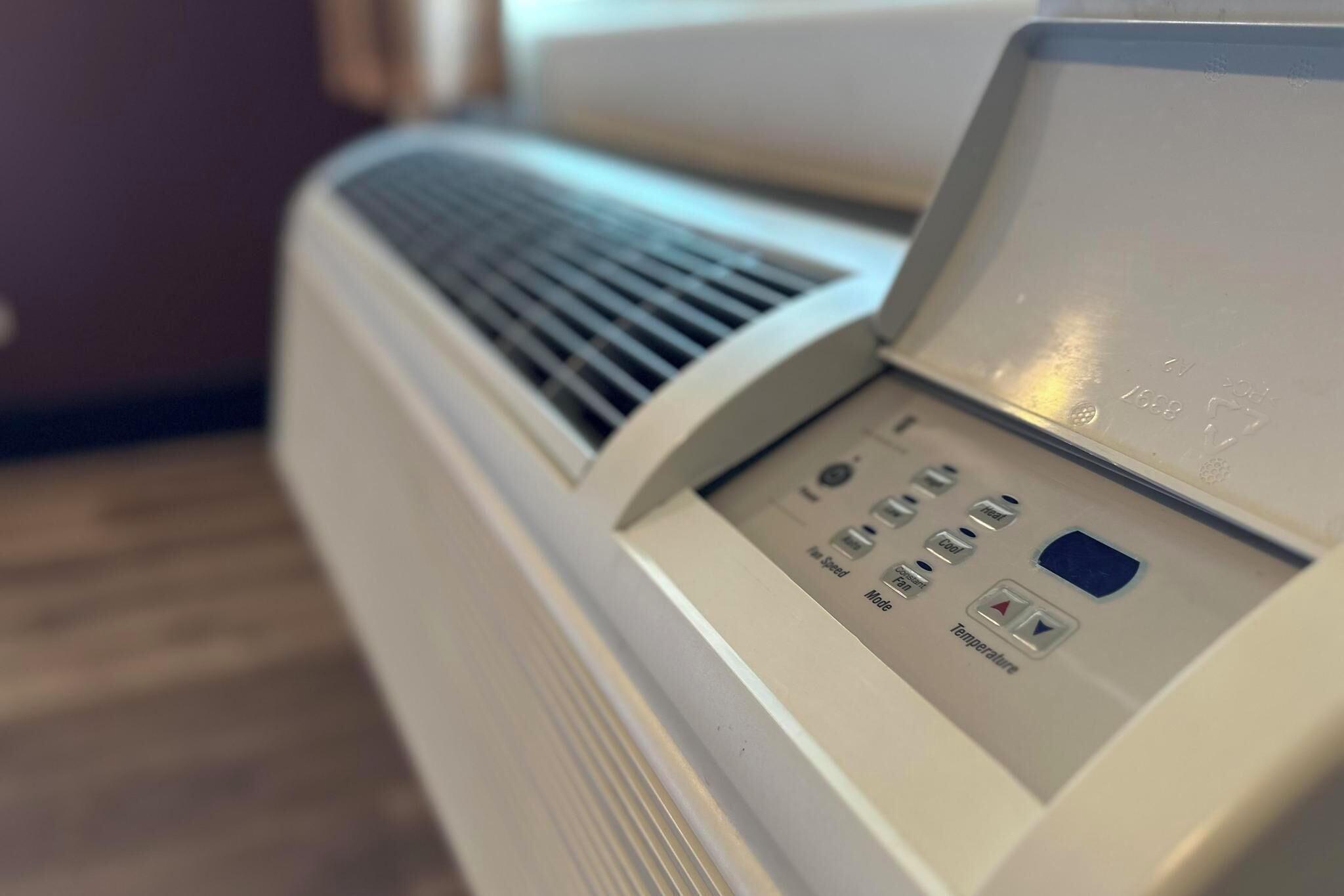 Hyland Near Legoland Motel 2*