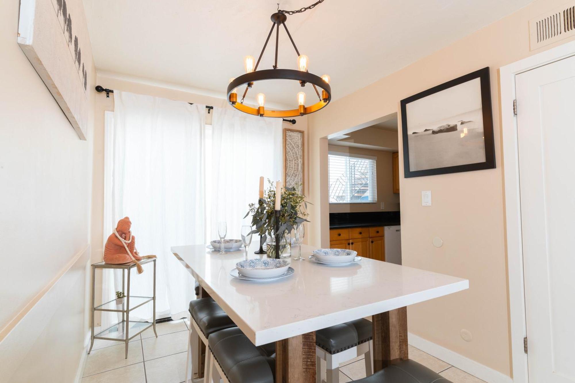 Aparthotel Beachwalk 4*