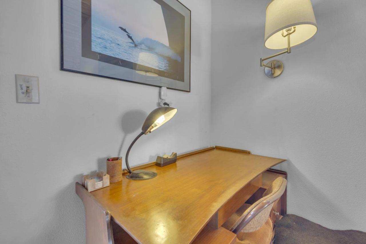 2 Blocks To Beach, Firepit, Sandbox, Bbq, Work Carlsbad