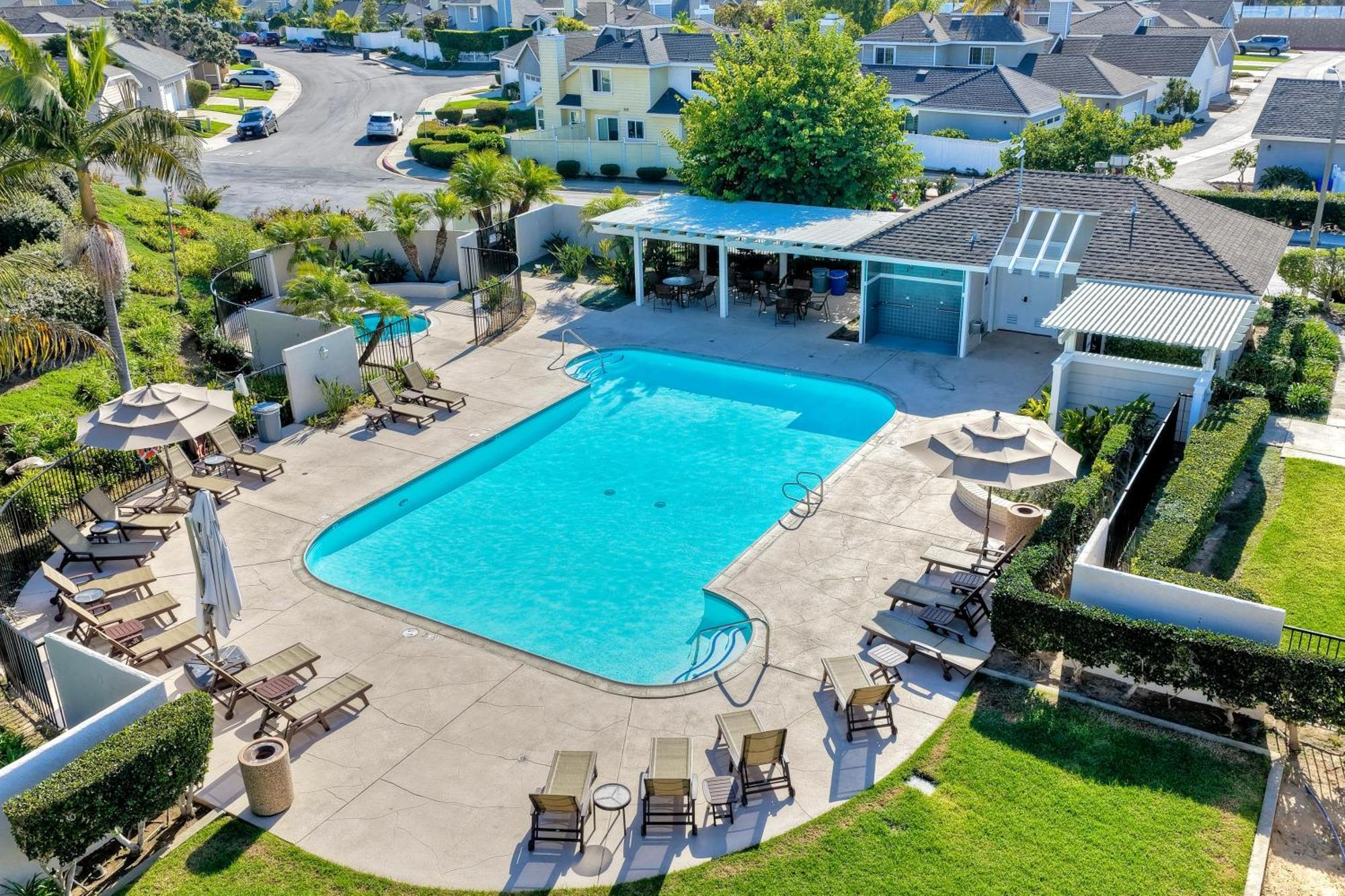 Holiday home Coastal — Private Patio + Gated Pool & In Minutes To The Beach! *