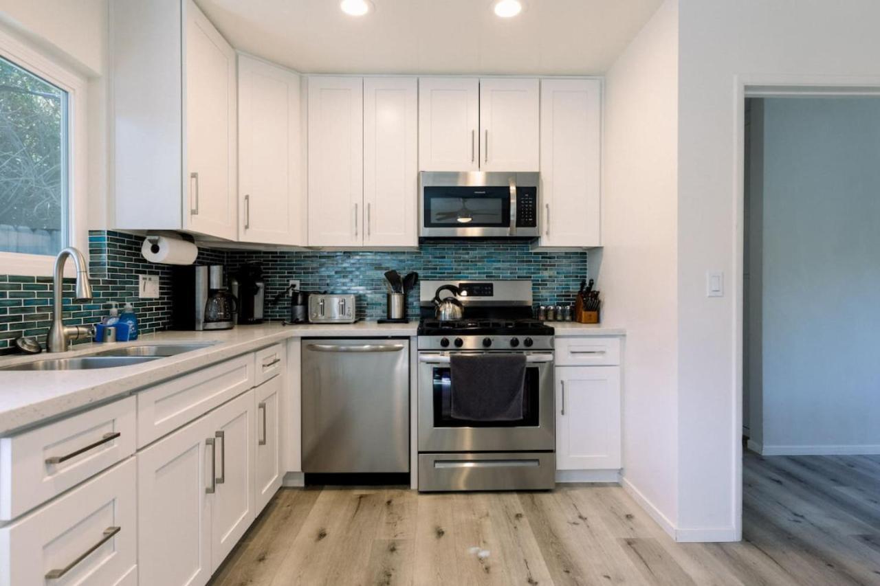 Staycation Family Great Indoor Outdoor Holiday home Carlsbad