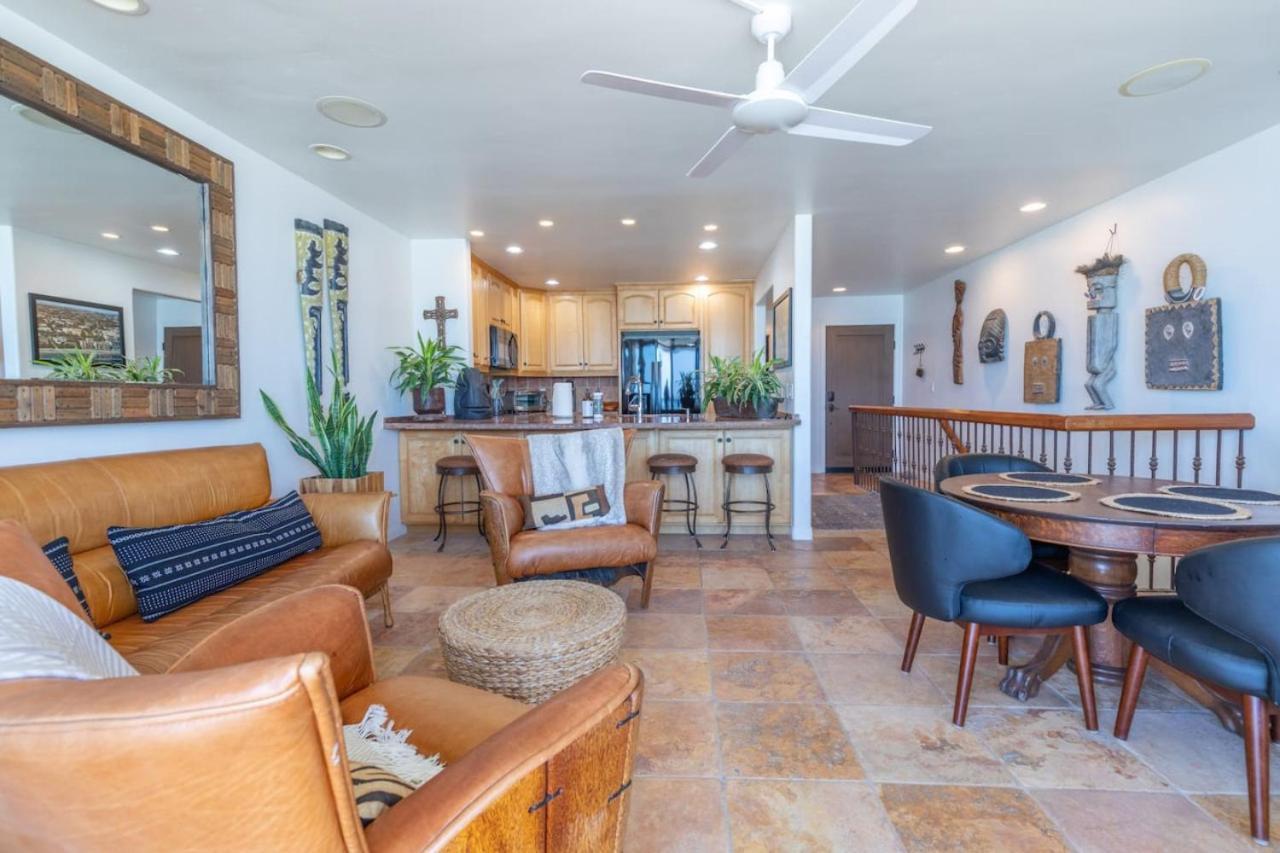 Holiday home Oceanfront On Sand, Walk To Village *