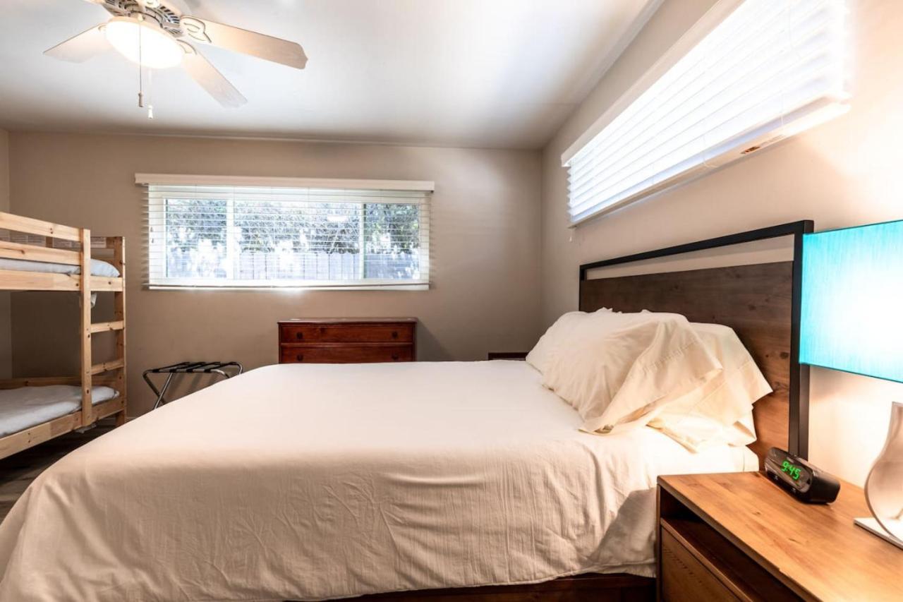 Holiday home Staycation Family Great Indoor Outdoor Carlsbad