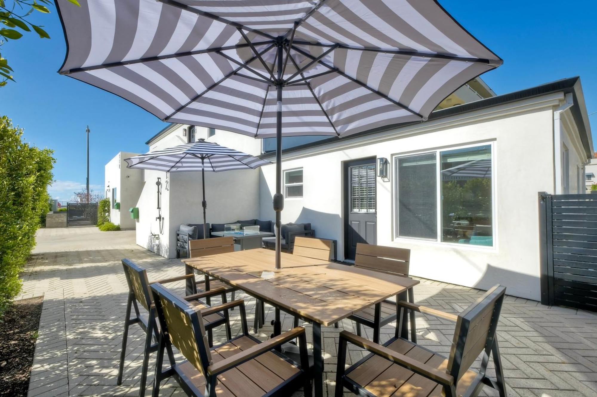 Modern Vacation With Ocean Views, Private Patio, Fire Pit & Walkable Location * Carlsbad