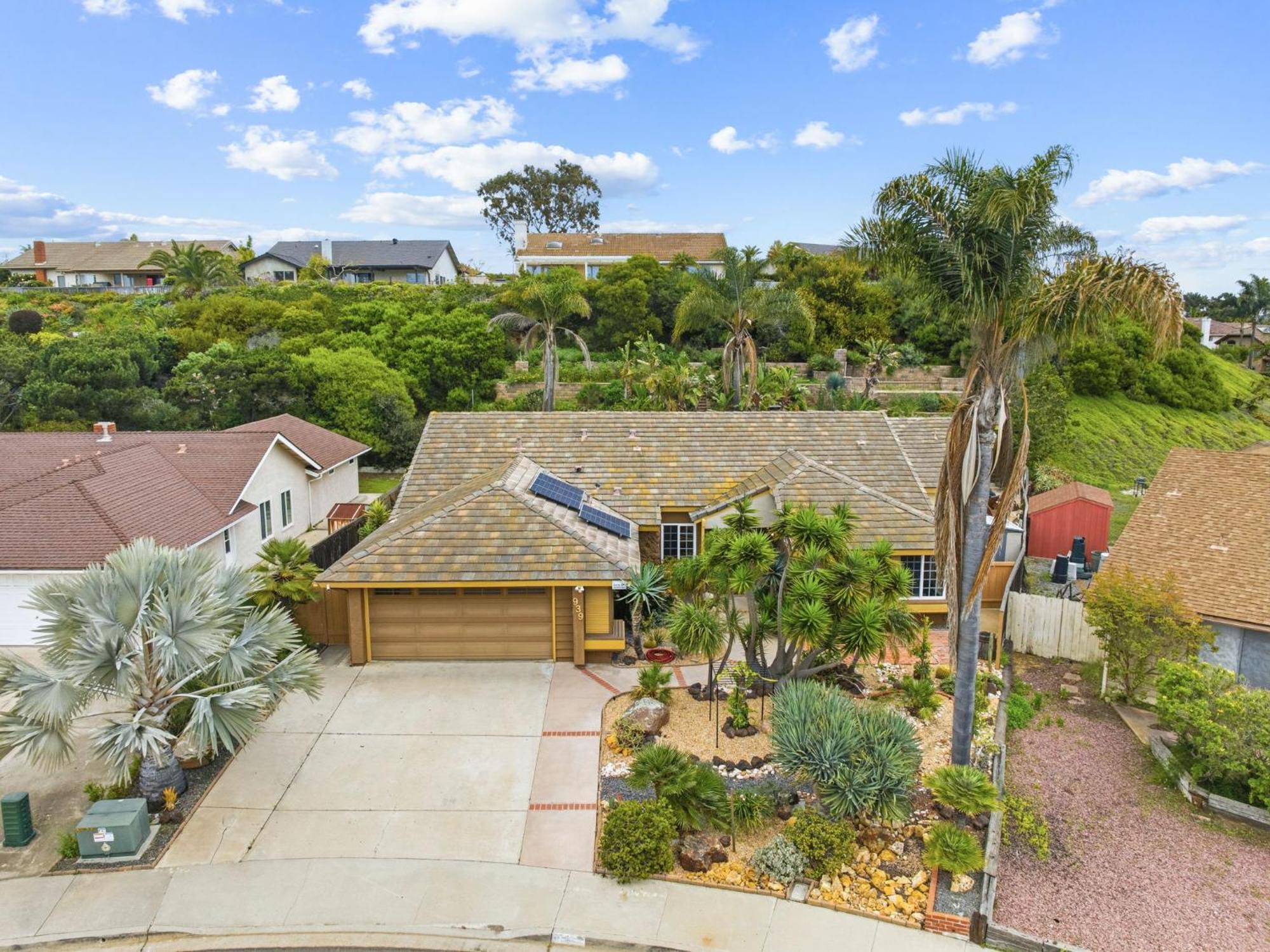 Pool Retreat With Hot Tub And Patio Carlsbad