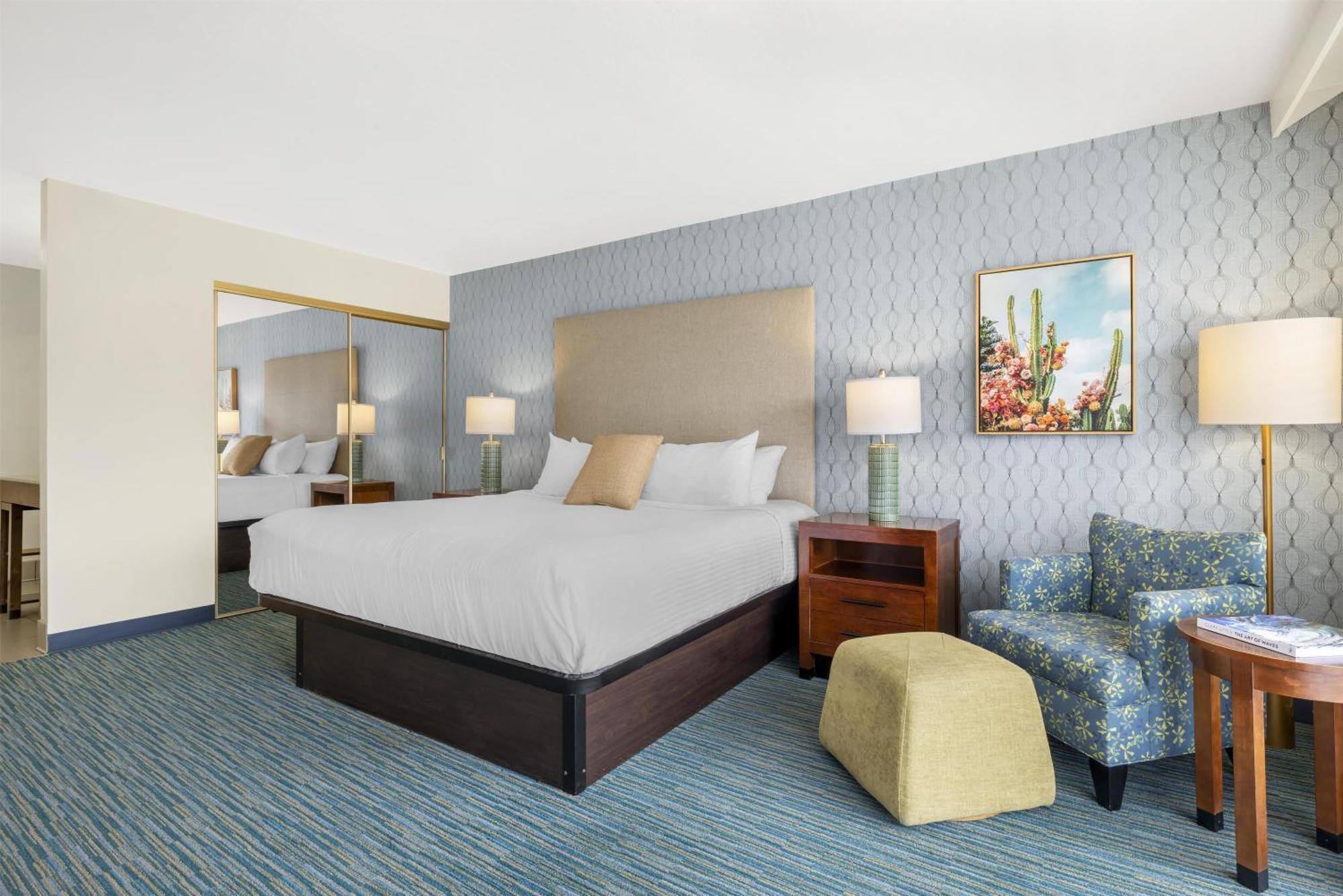 Hotel Western View 3*